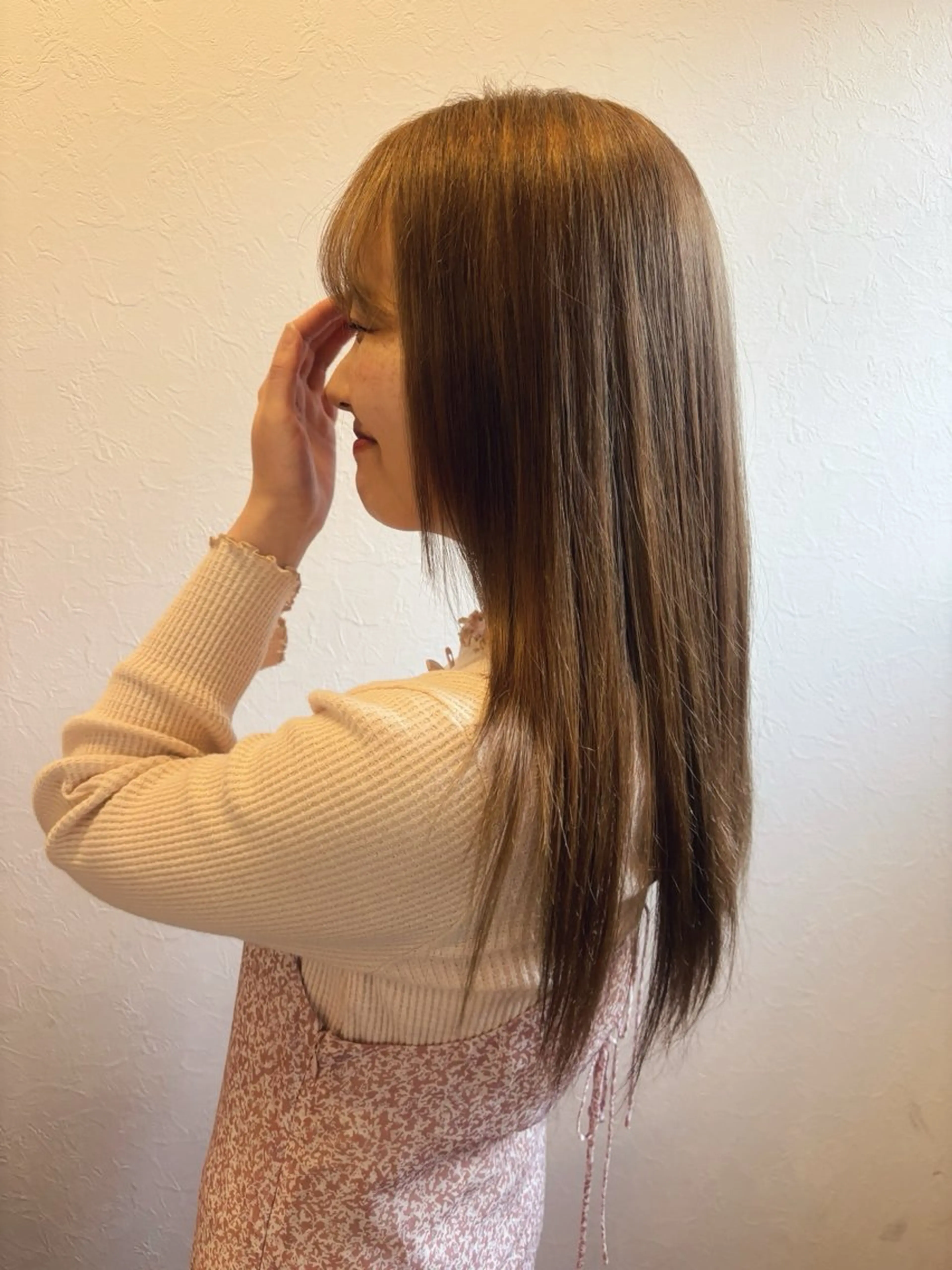 ロング カラー ベージュカラー ブリーチ カット ヘアカラー トリートメント bijou chiharuのマツエク・マツパデザイン