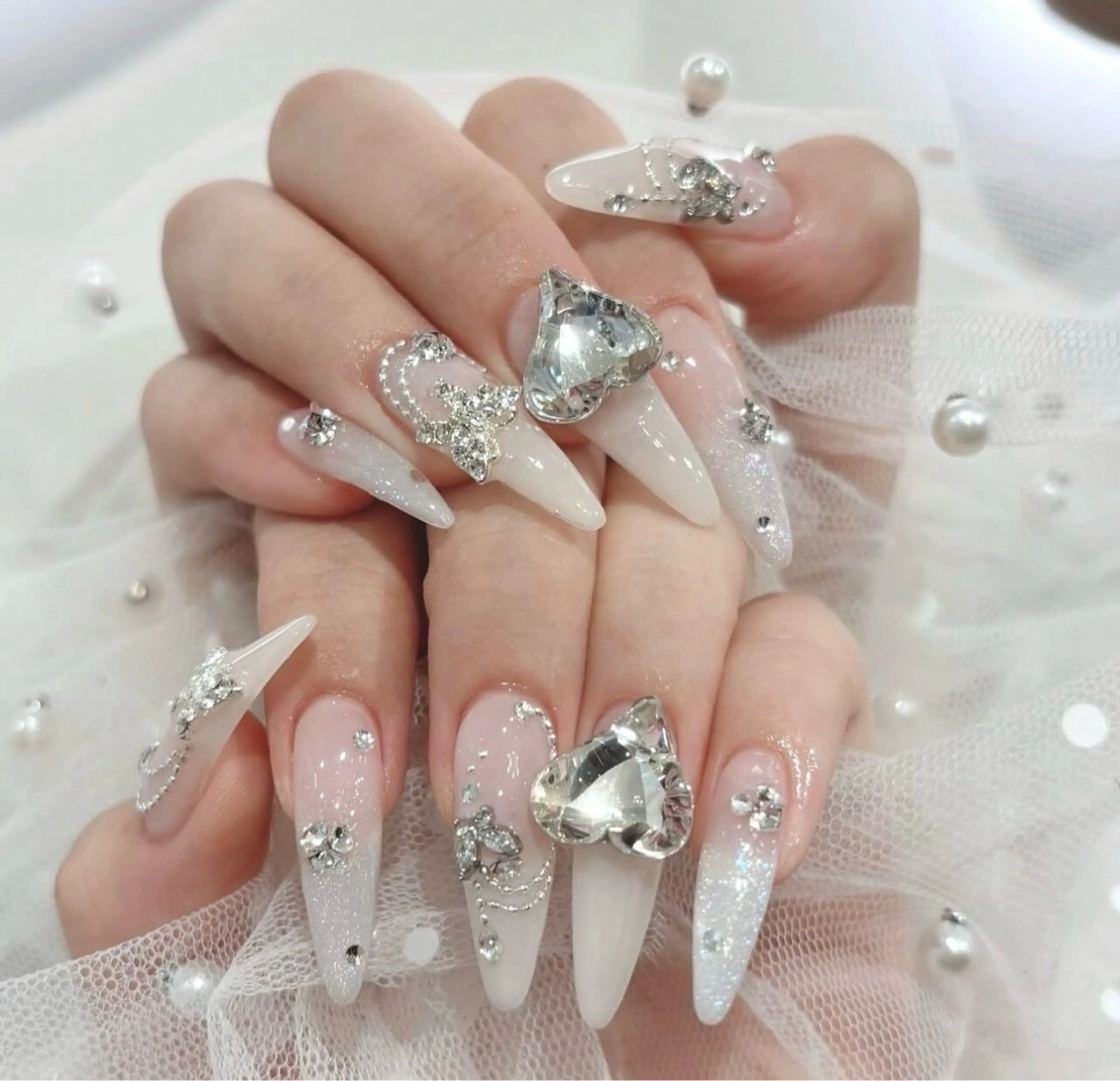 ネイル 韓国ネイル 持ち込み ニュアンスネイル ネイルチップ ハンドネイル TABI ANA.CHUOのネイルデザイン