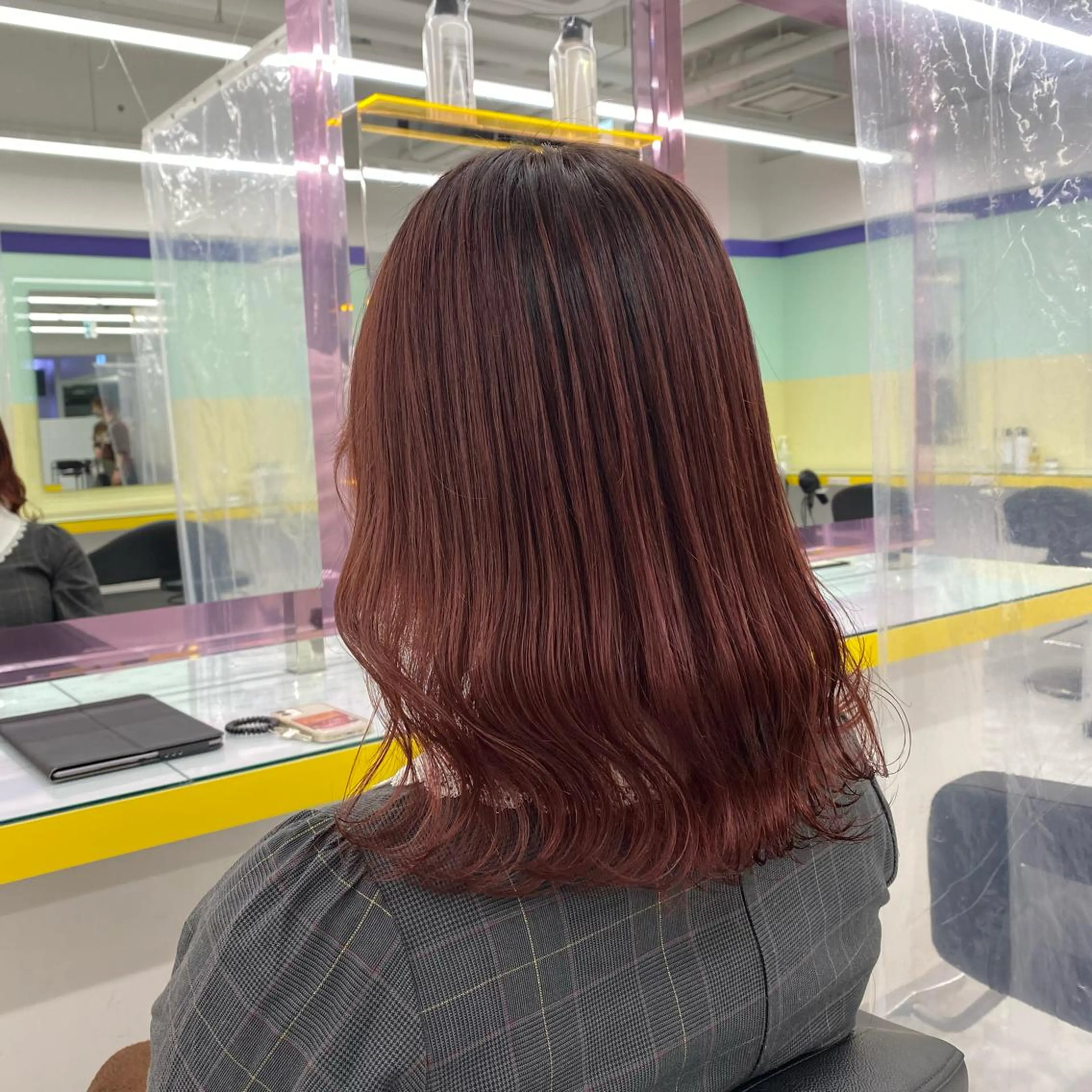 セミロング カラー ヘアアレンジ ヘアカラー トリートメント mai🍑暖色カラー /レイヤー💖のヘアスタイル