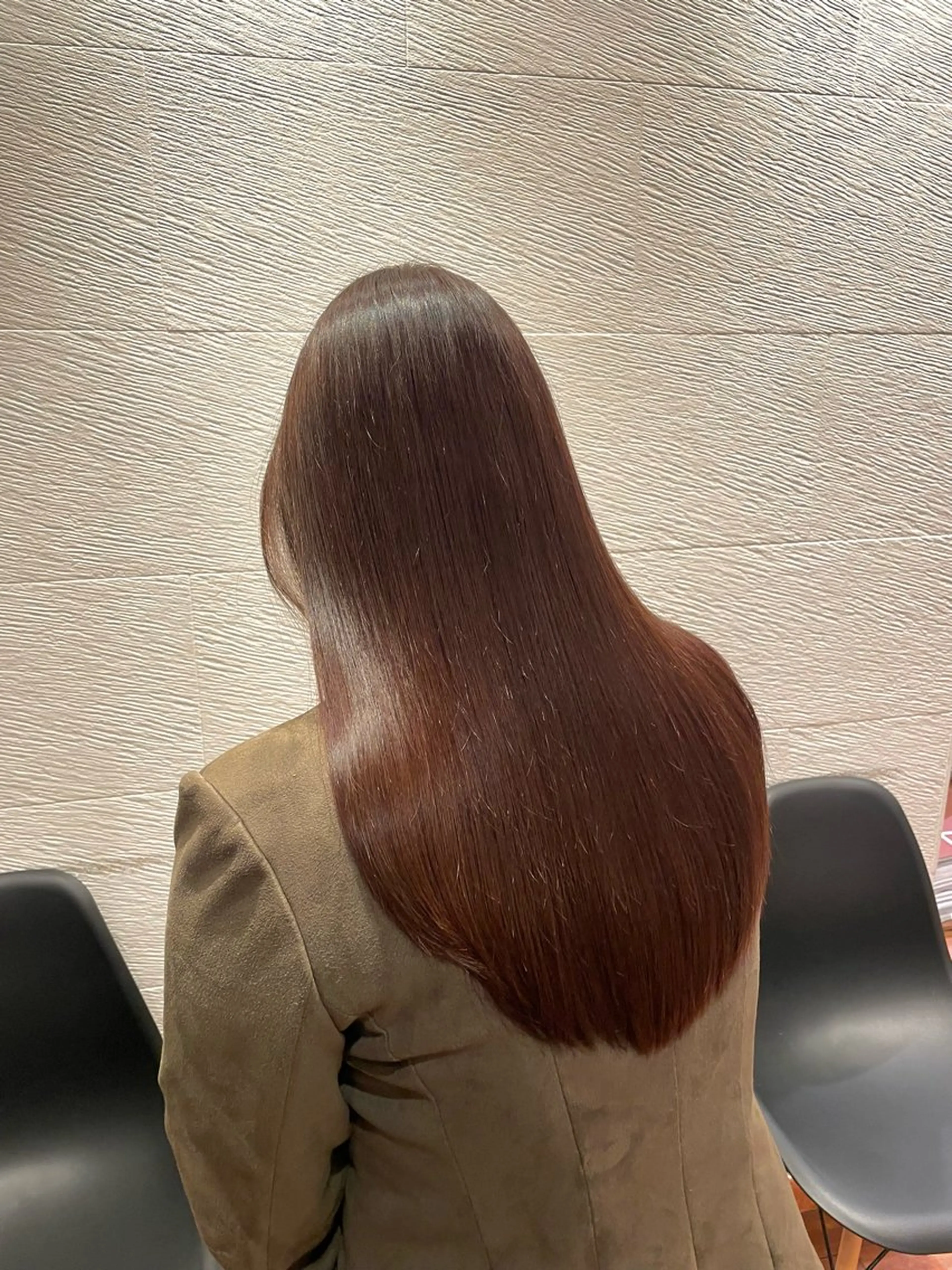 カラー ayane / ロングレイヤーカットのヘアスタイル