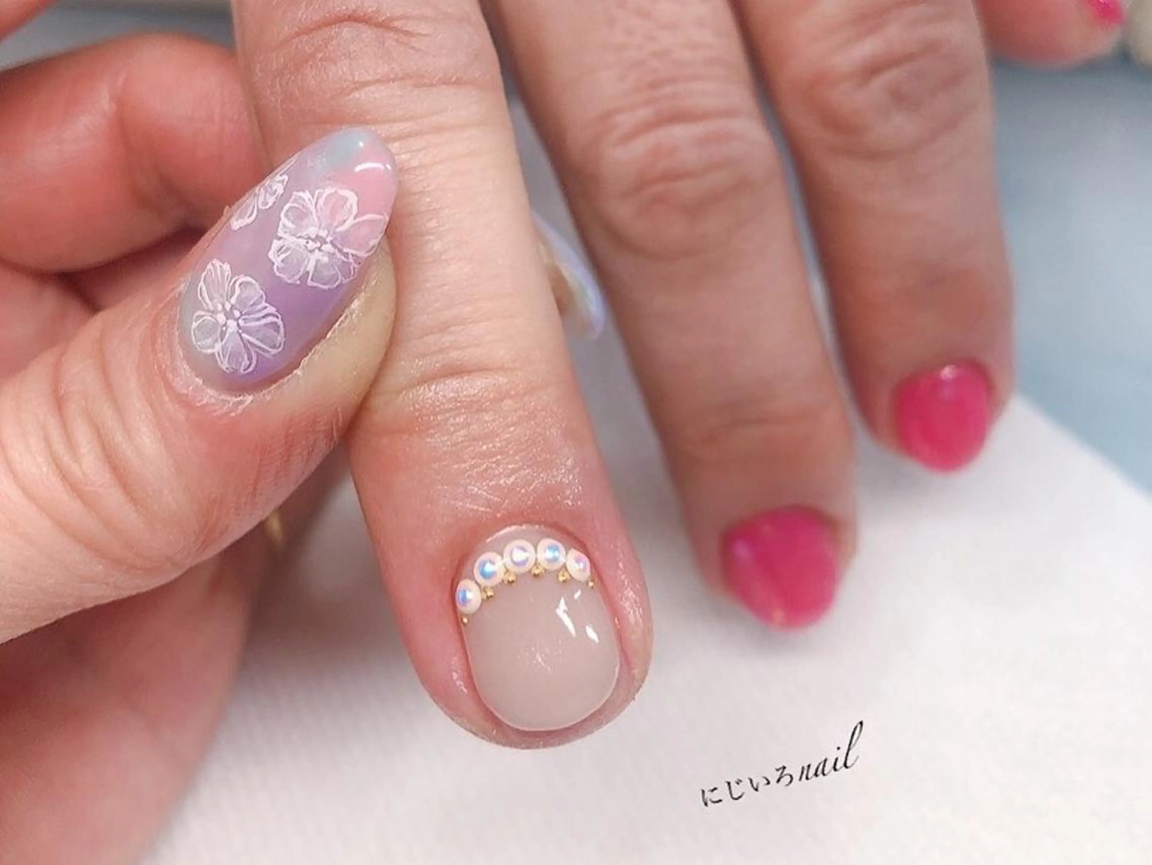 ネイル にじいろ nailのネイルデザイン