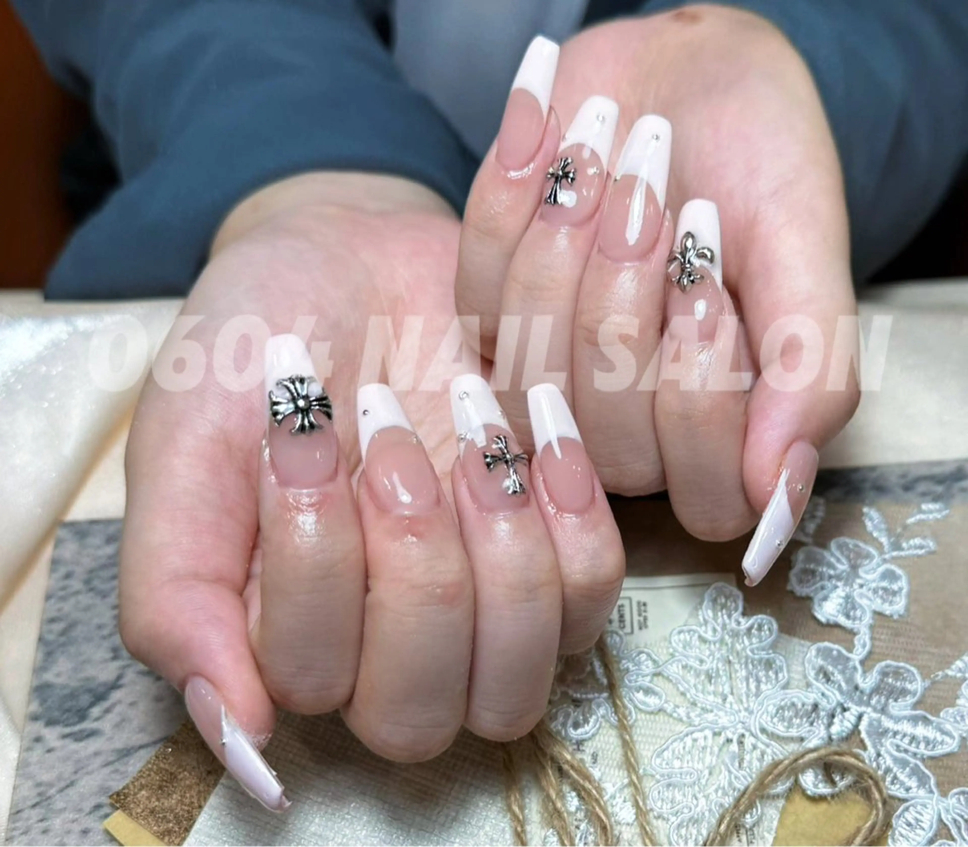 ネイル ishiro 🍂のネイルデザイン