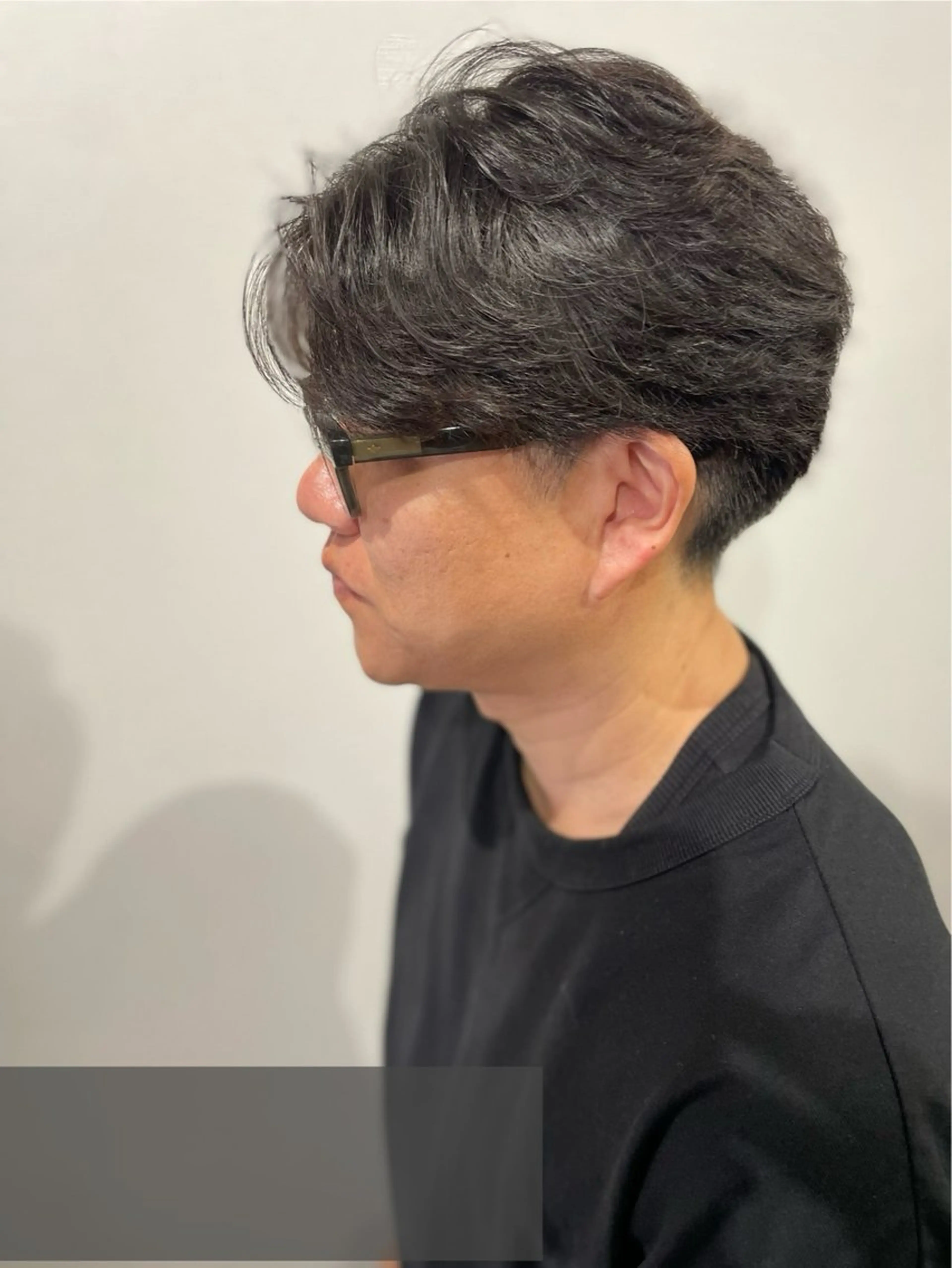 ショート メンズ メンズブリーチ ケアカラー 髪質改善 ショートヘア カット パーマ 流行メンズスタイル ren✂︎のヘアスタイル