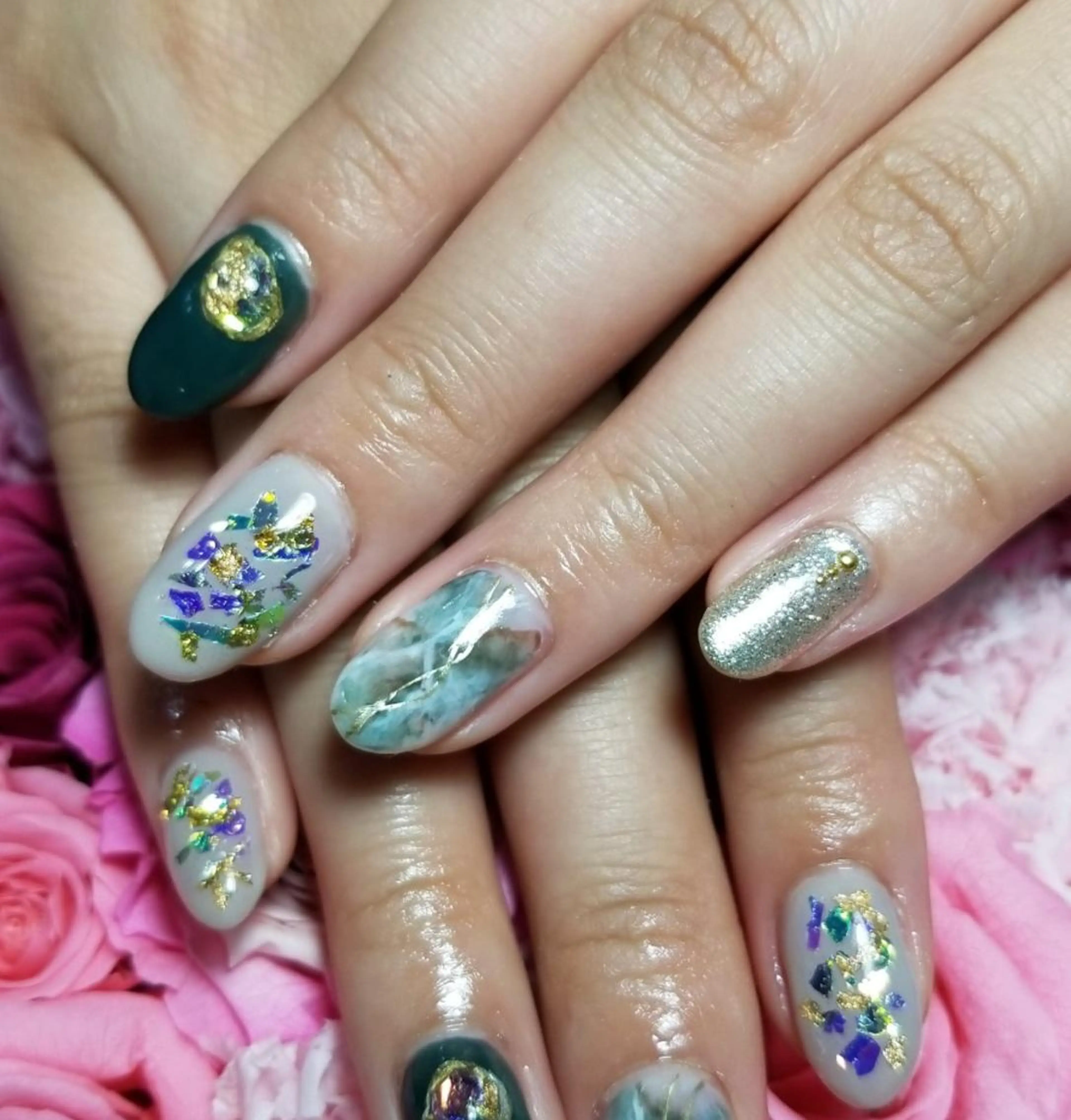 ネイル ニュアンスネイル Laule’a 昭島店のネイルデザイン