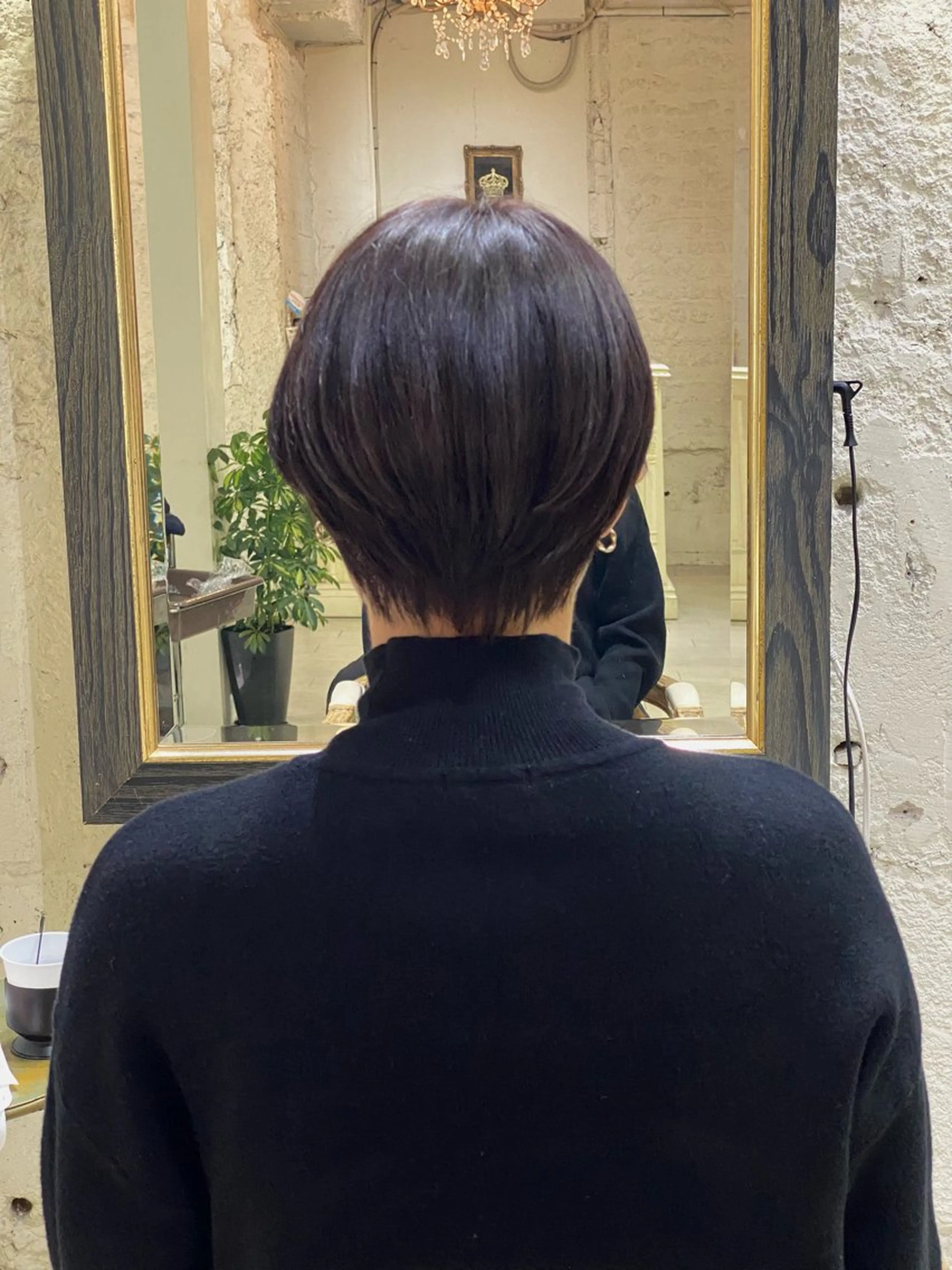 ショート くびれヘア ショートヘア レイヤー/ブリーチ｜ 特殊パーマ/赤澤のヘアスタイル