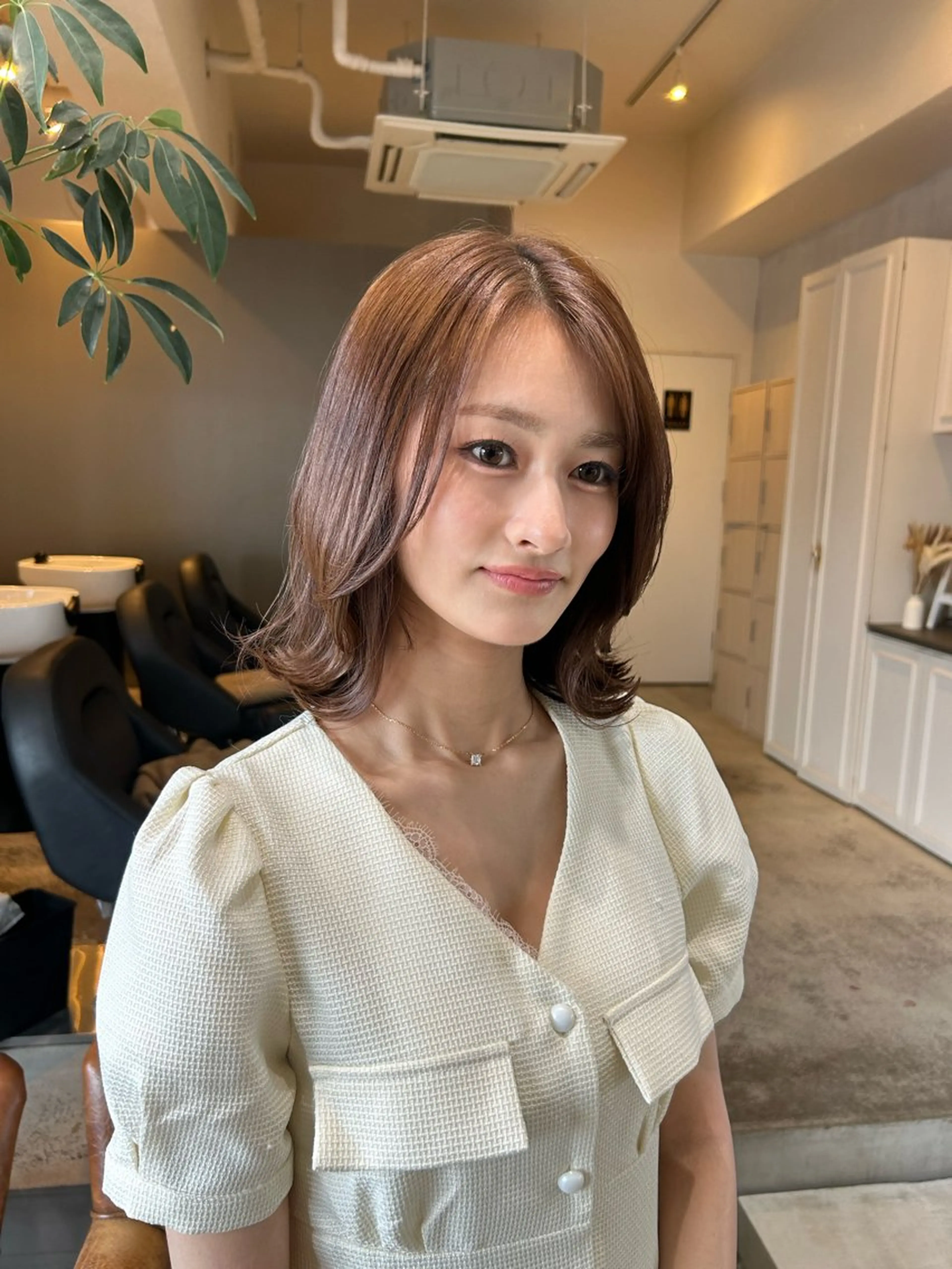 【平日限定クーポン】カット＋ケアカラー+クイックトリートメントの写真