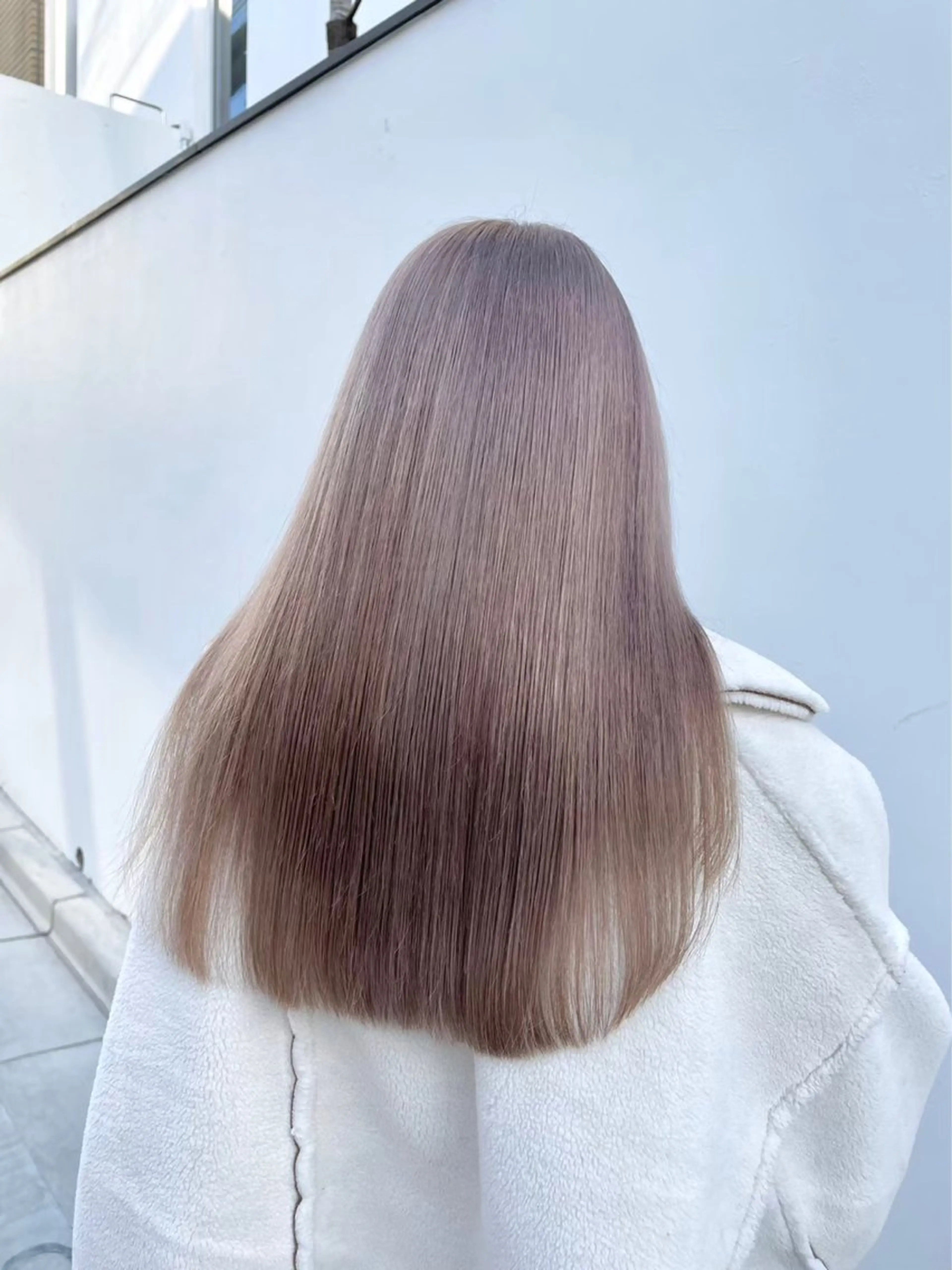 ロング カラー シールエクステ ベージュカラー ブリーチ ケアブリーチ デザインカラー 🦋韓国hair🦋 エクステ店長sakiのヘアスタイル