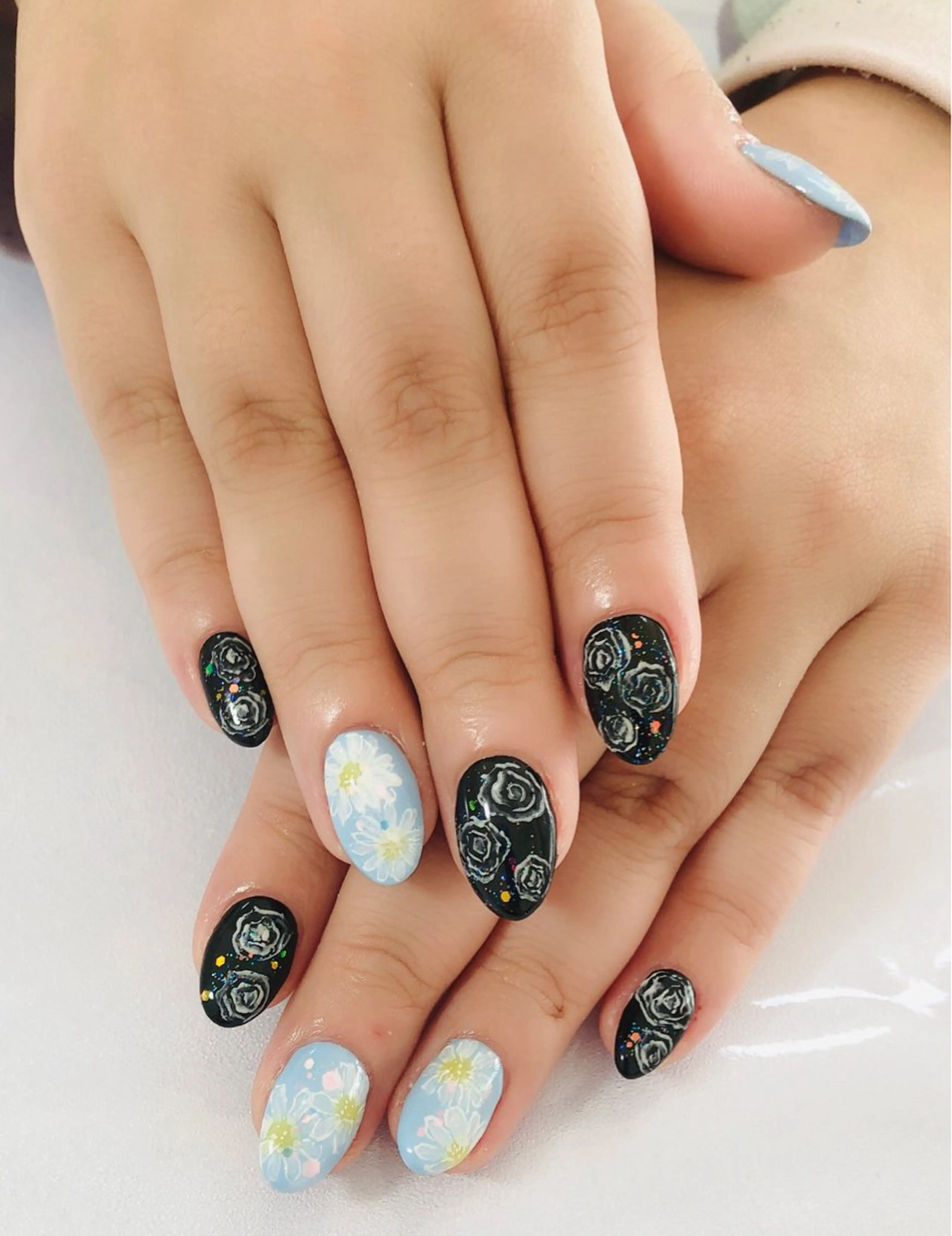 ネイル 持ち込み Moons nail 💅✨のネイルデザイン
