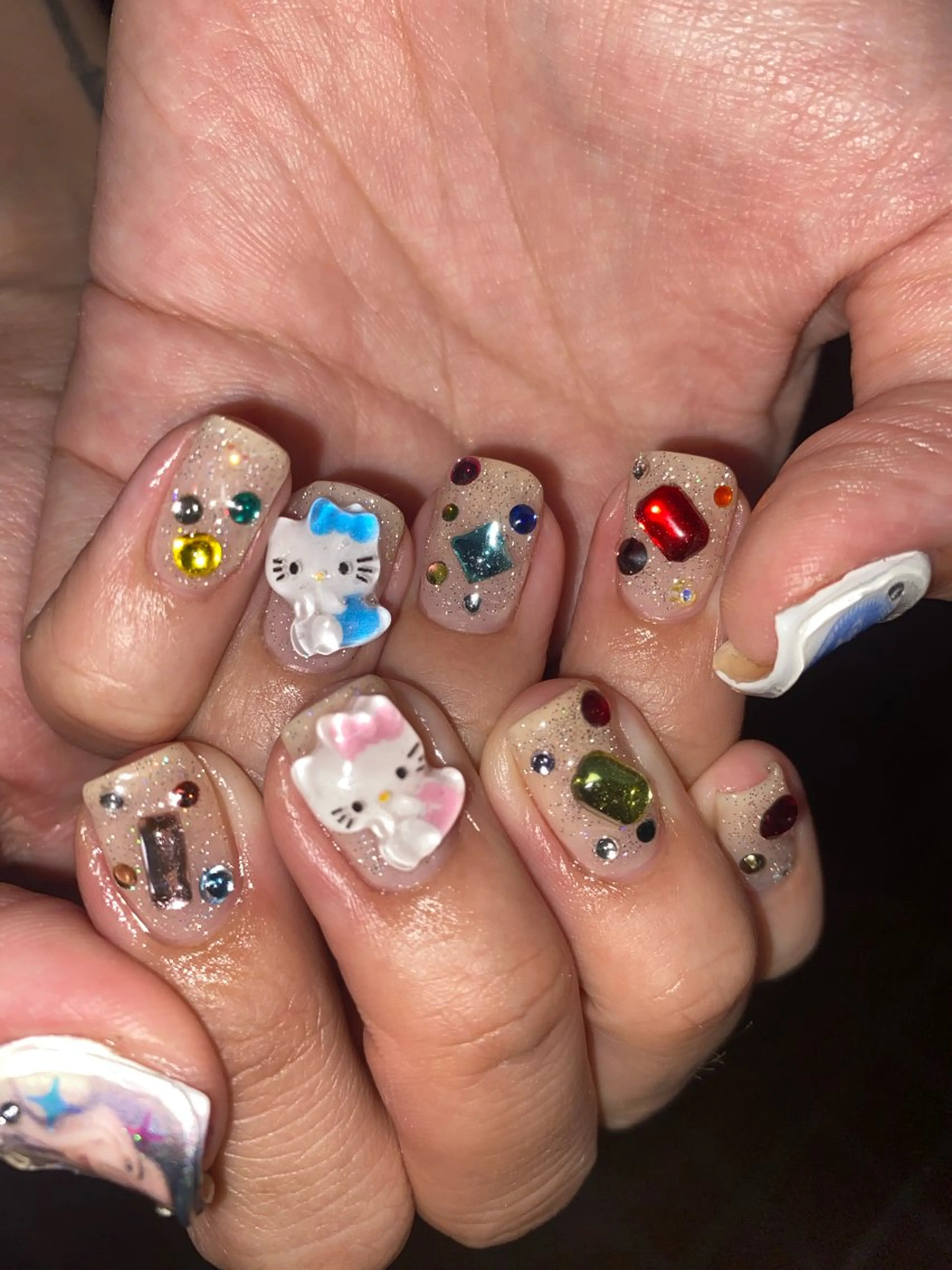 ネイル 個性派🌺推しネイル 💅💞hota🐇のネイルデザイン