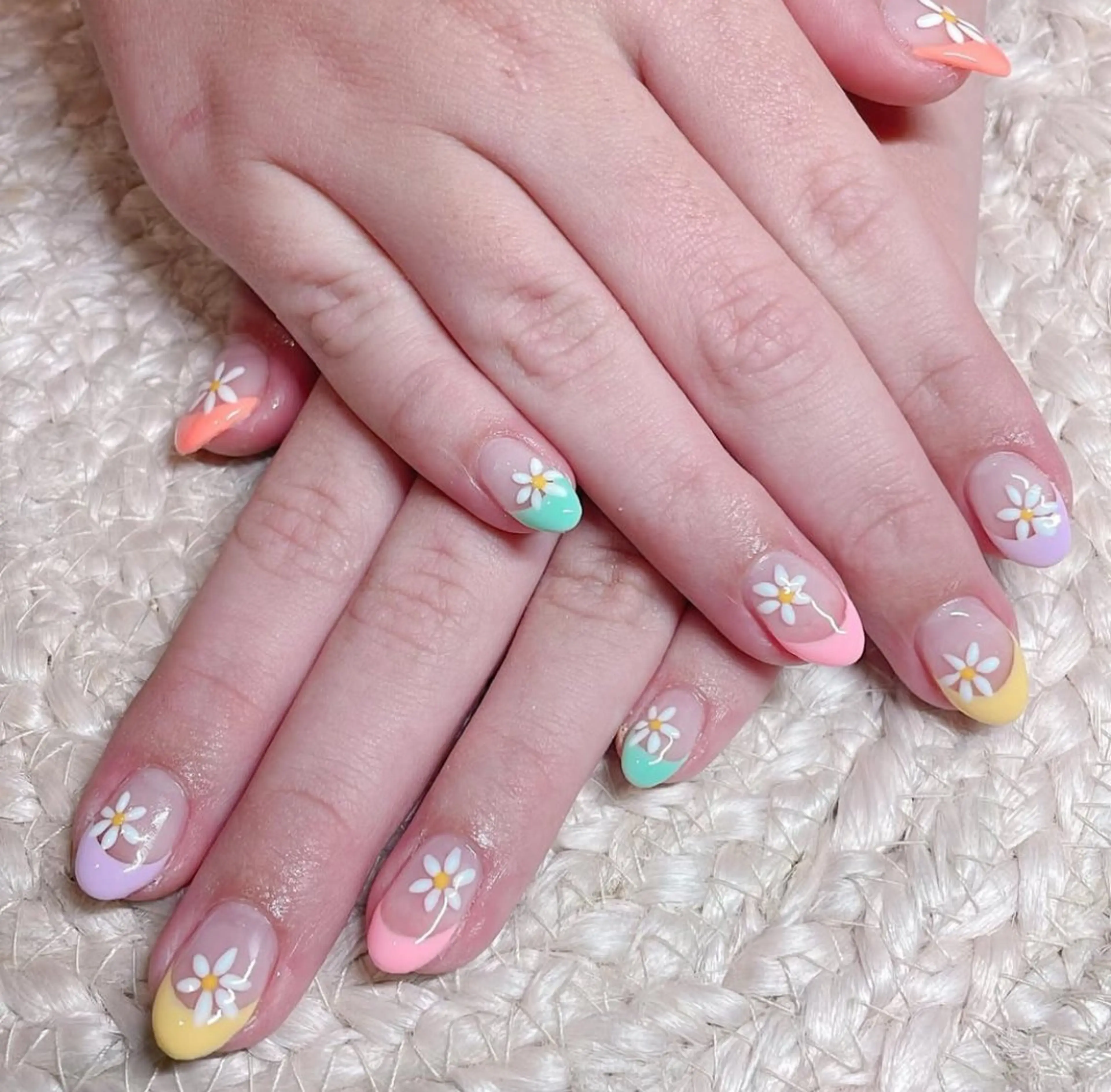 ネイル アートネイル シンプルネイル Seek Red Nail所属・Yoshitake Saoriのネイルデザイン