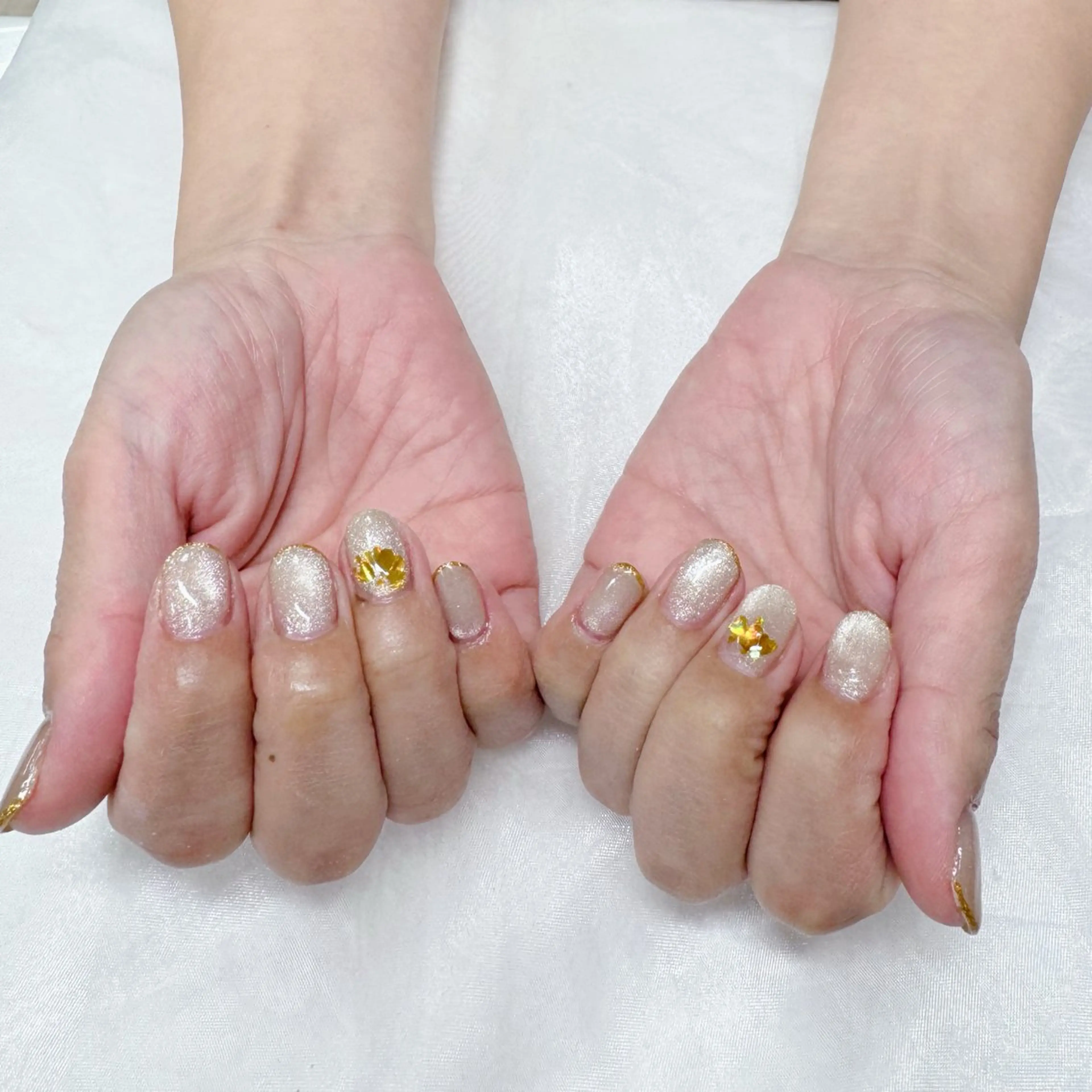 ネイル ハート キラキラネイル マグネットネイル maruyasu. yのネイルデザイン