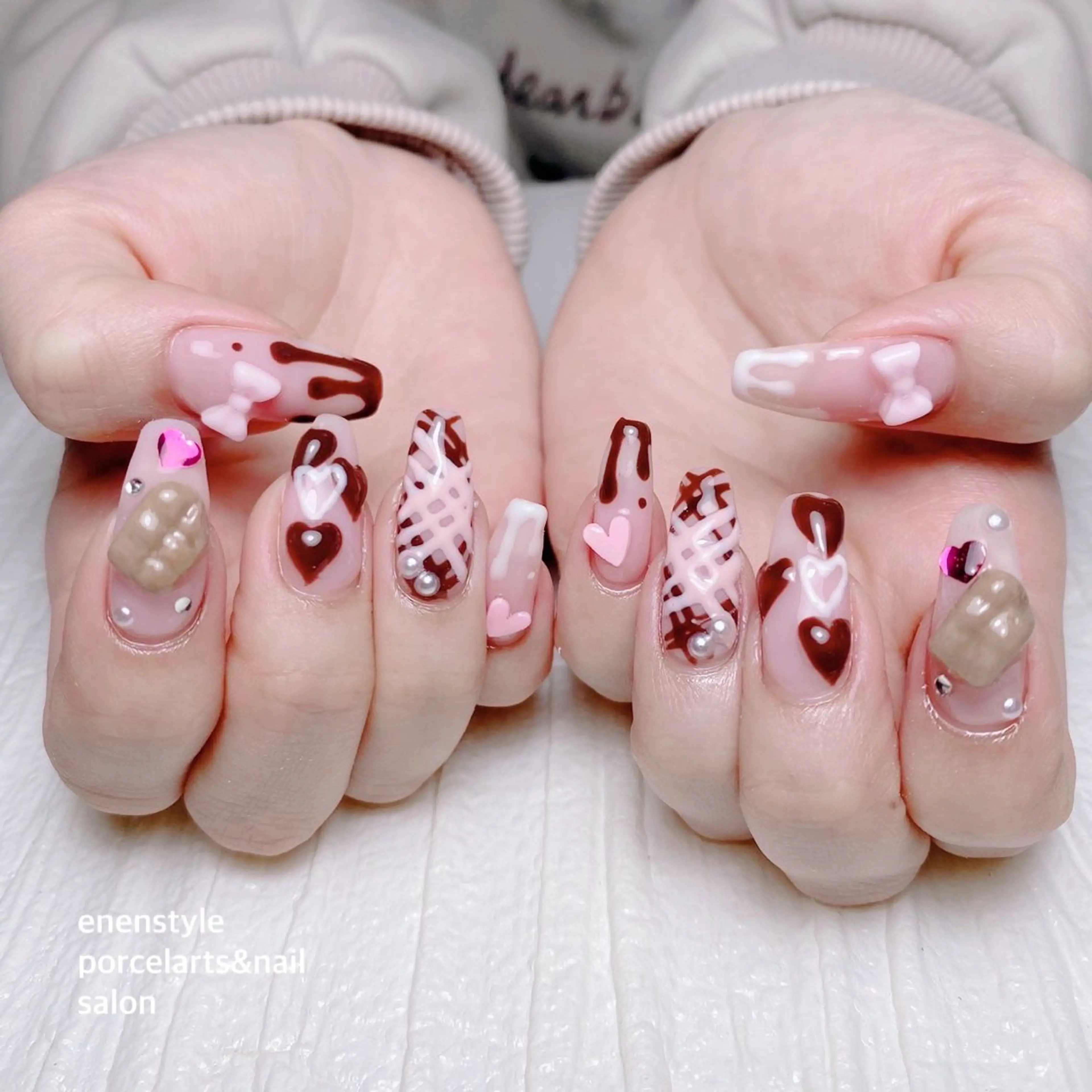 ネイル ハンドネイル 👑enen style👑のネイルデザイン