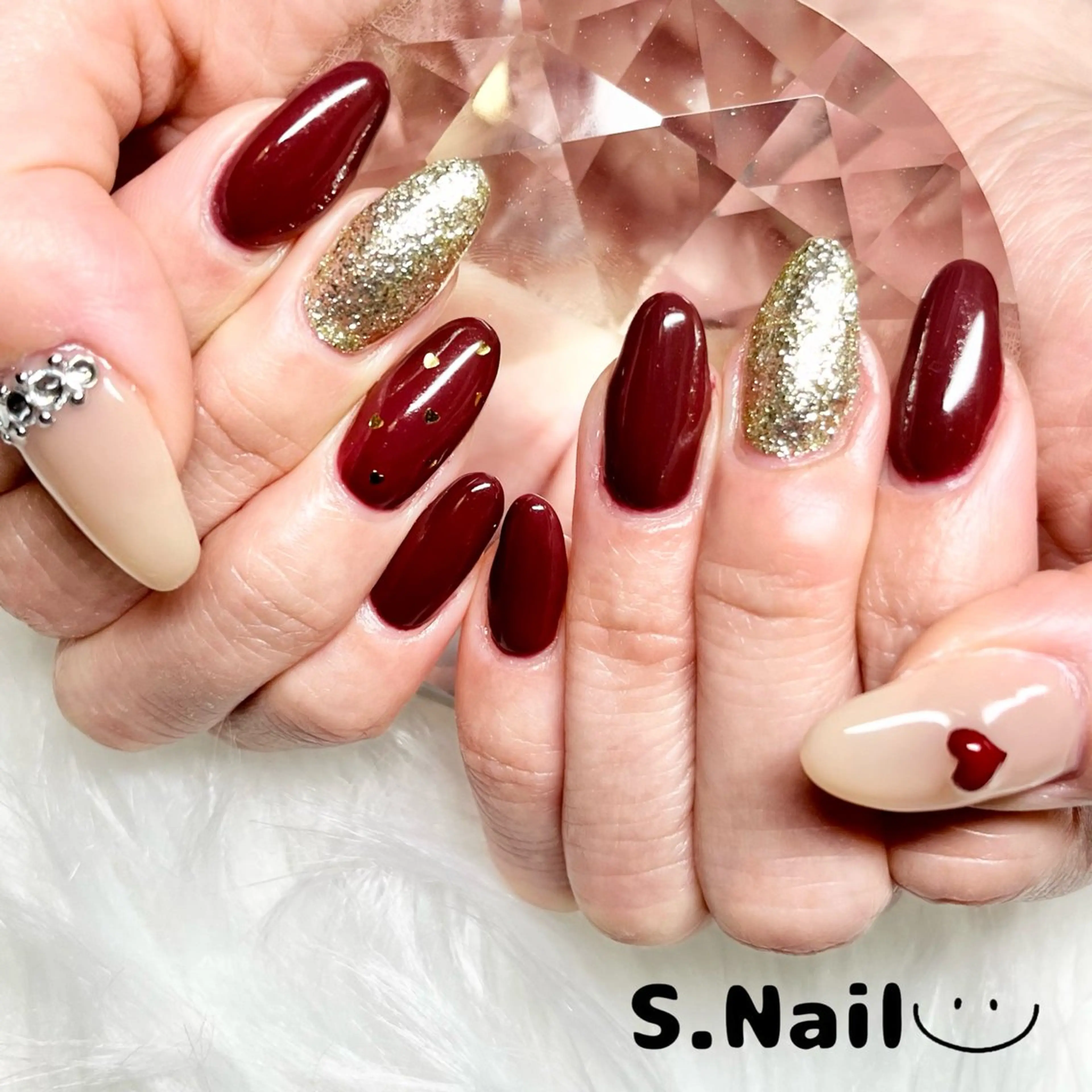 ネイル アートネイル ボルドー ゴールド プライベートサロン/ S.Nailのネイルデザイン