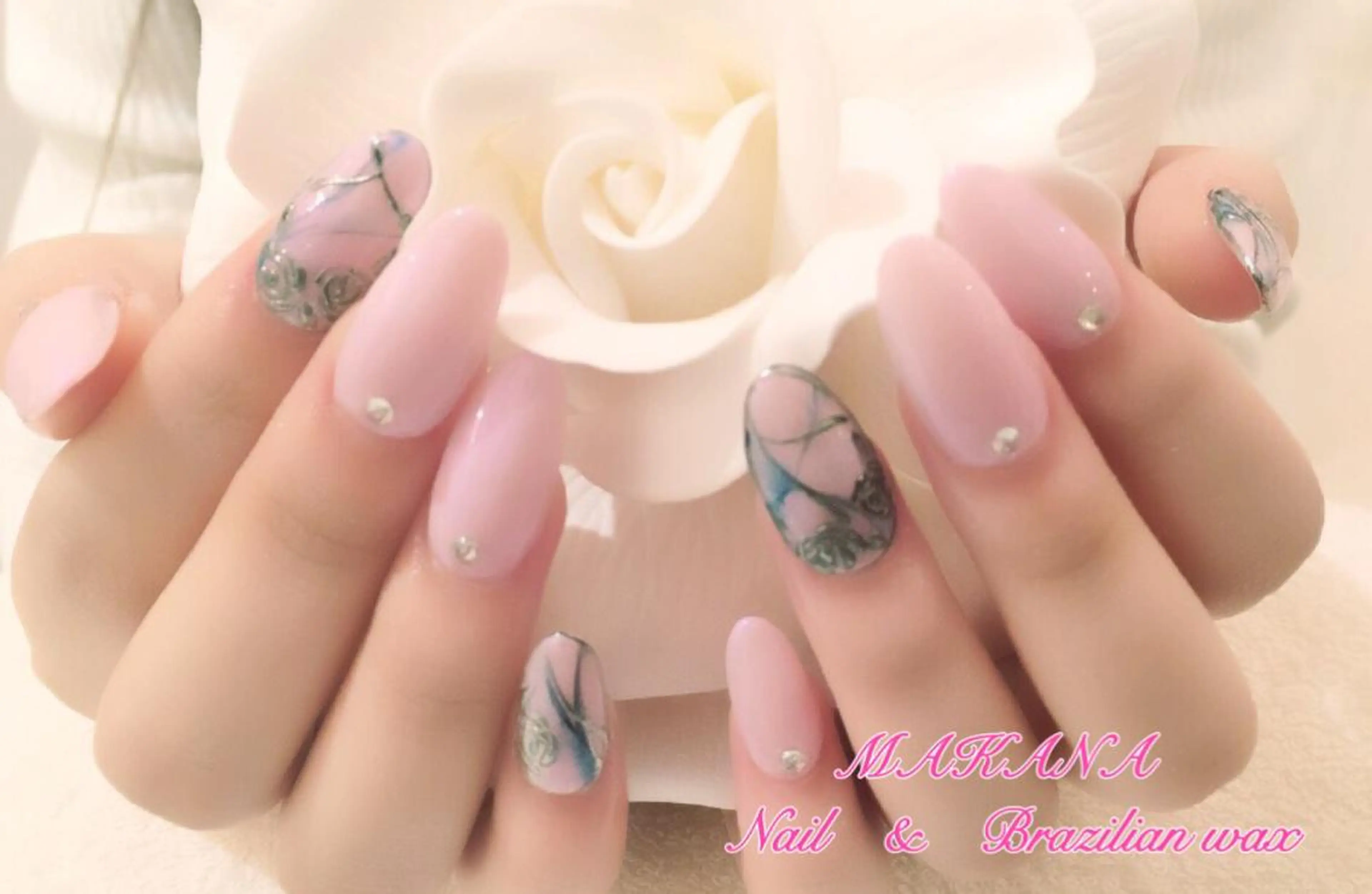 ネイル ハンドネイル 鈴木 ユニのネイルデザイン