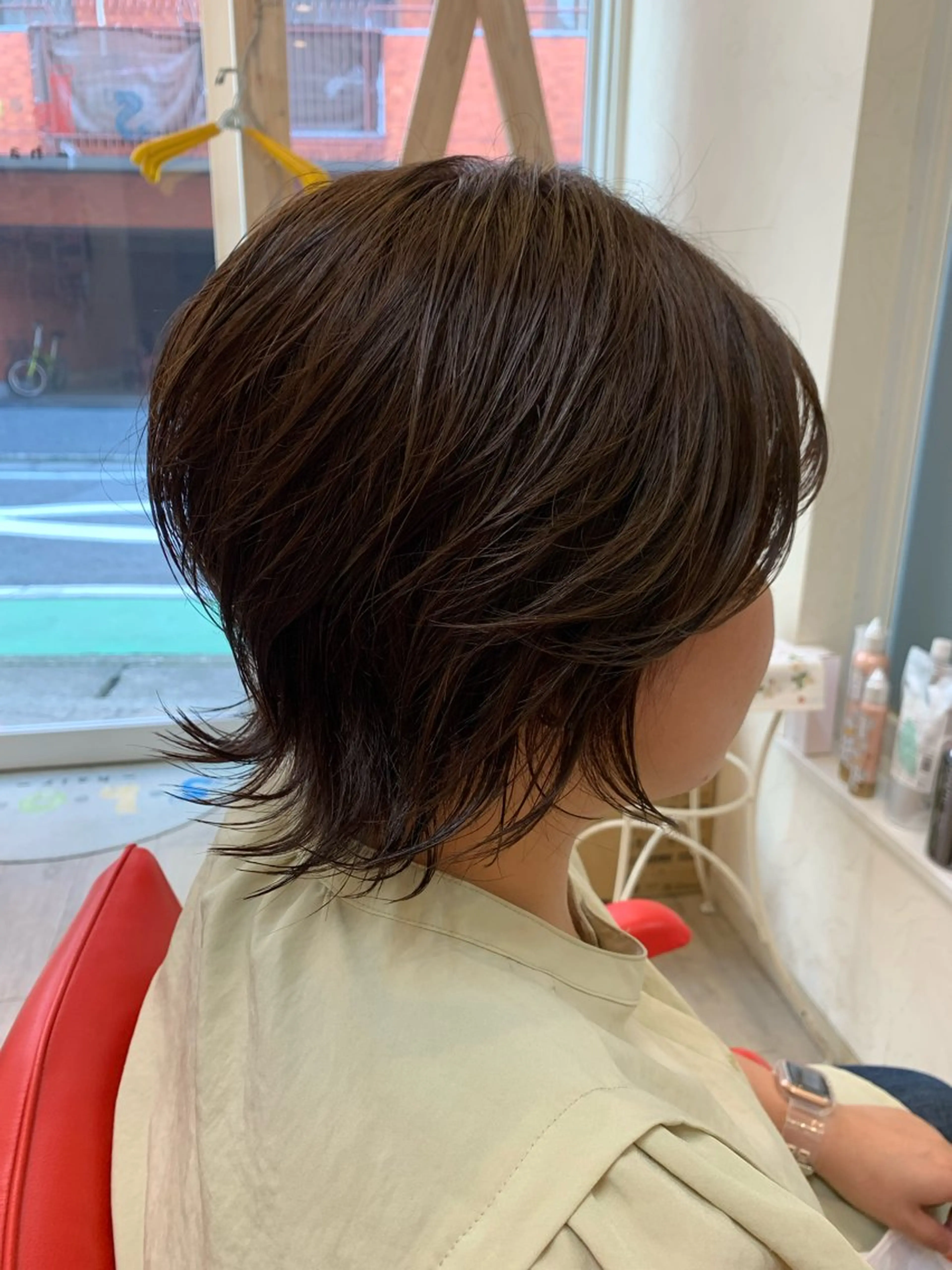 ショート ショートヘア 外ハネヘア 岡本 幸法のヘアスタイル