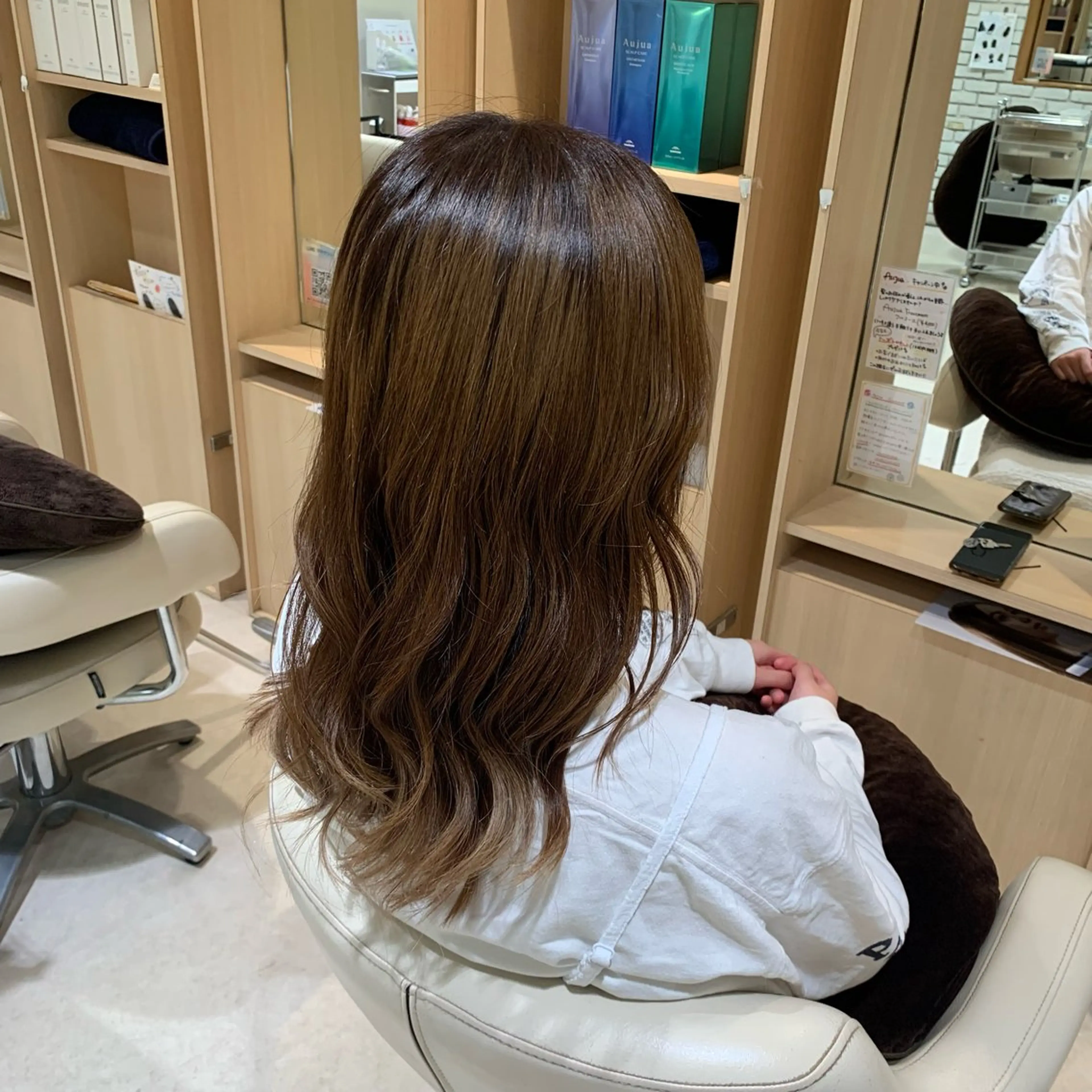 セミロング 宮本 季奈のヘアスタイル