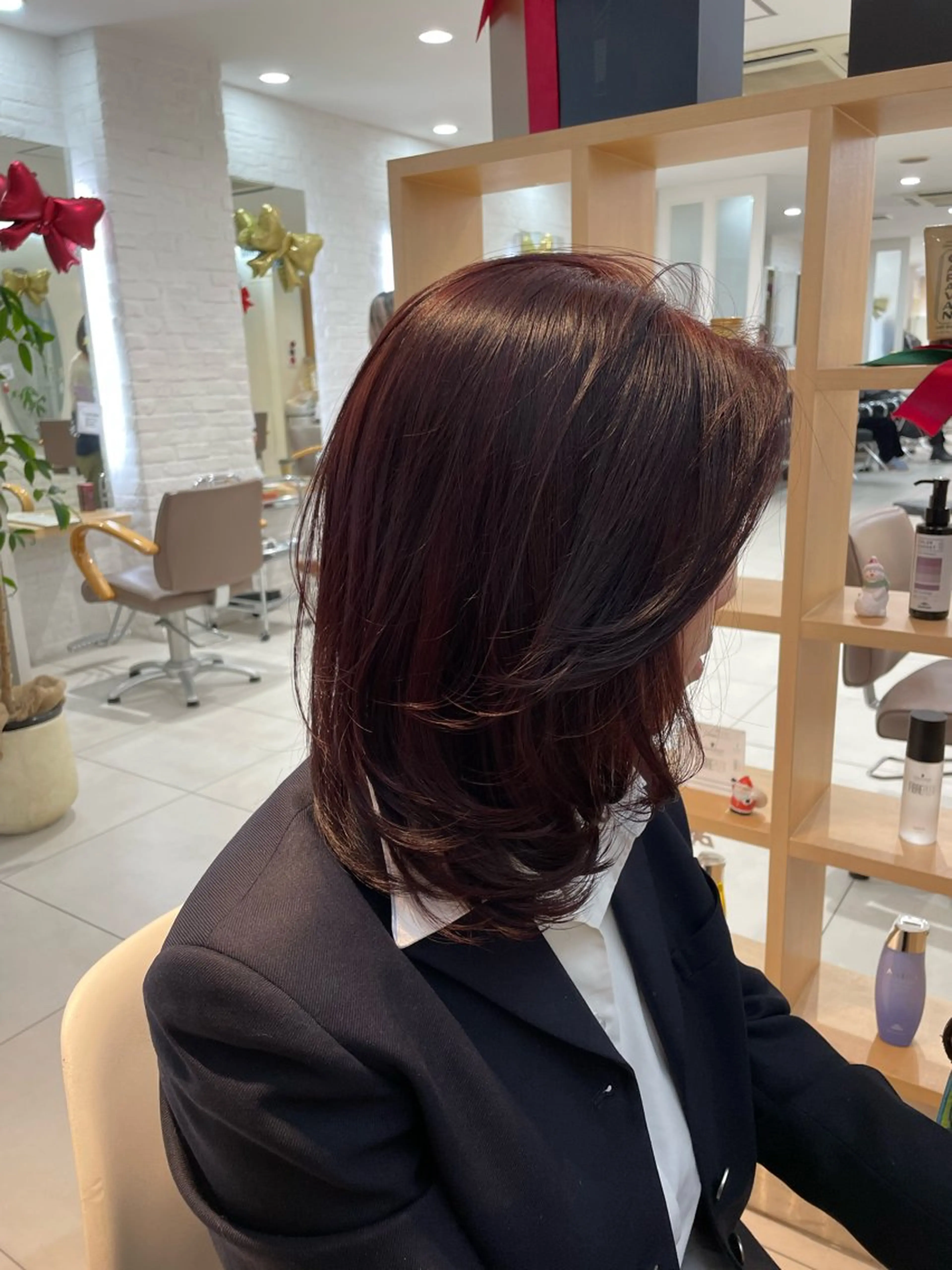 ミディアム 🧸SAKI🎀 韓国レイヤーのヘアスタイル