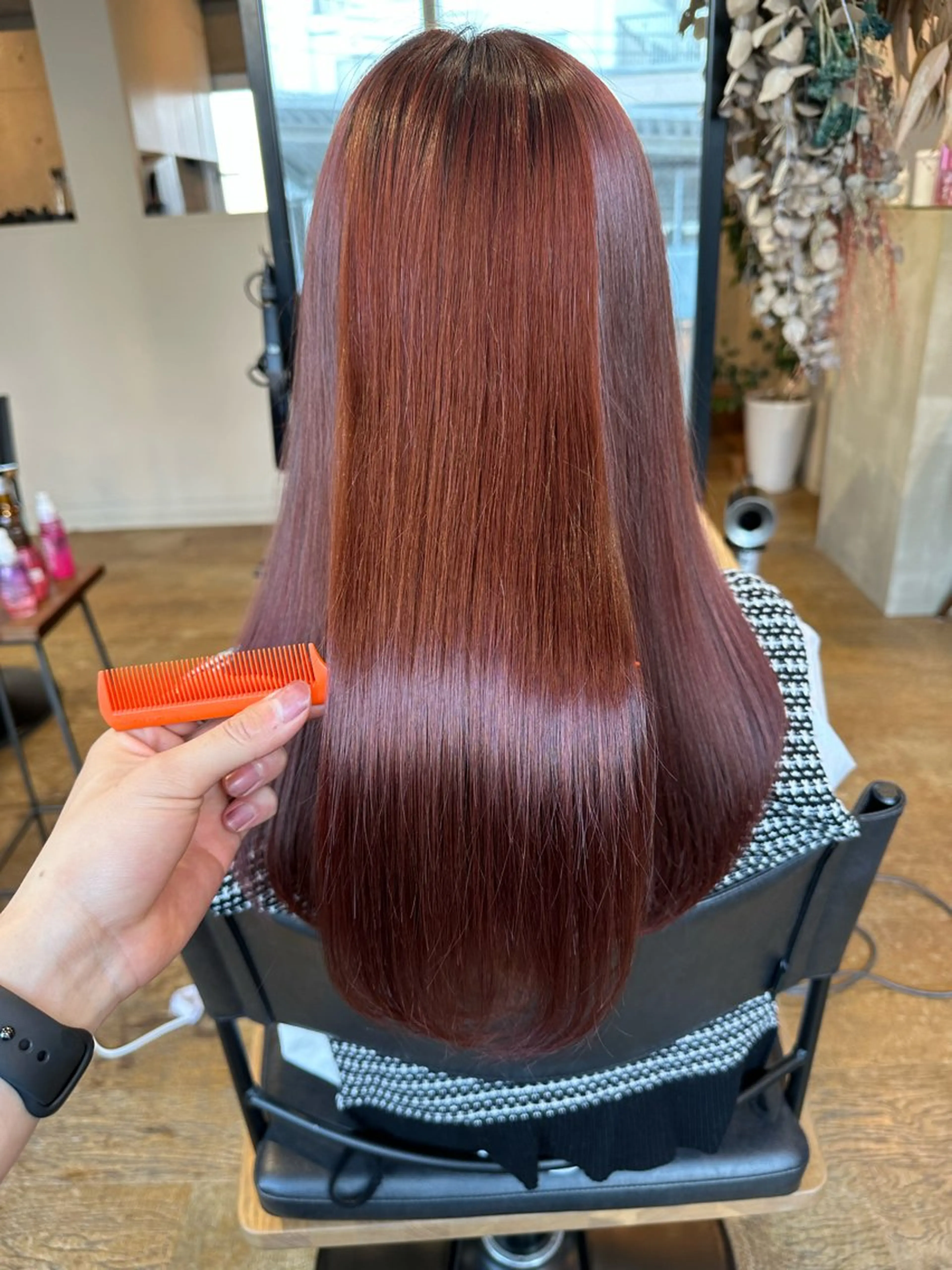 ロング カラー アディクシーカラー ブリーチ ケアブリーチ ダブルカラー イヤリングカラー DAIKIベージュ 🍂レイヤーカットのヘアスタイル