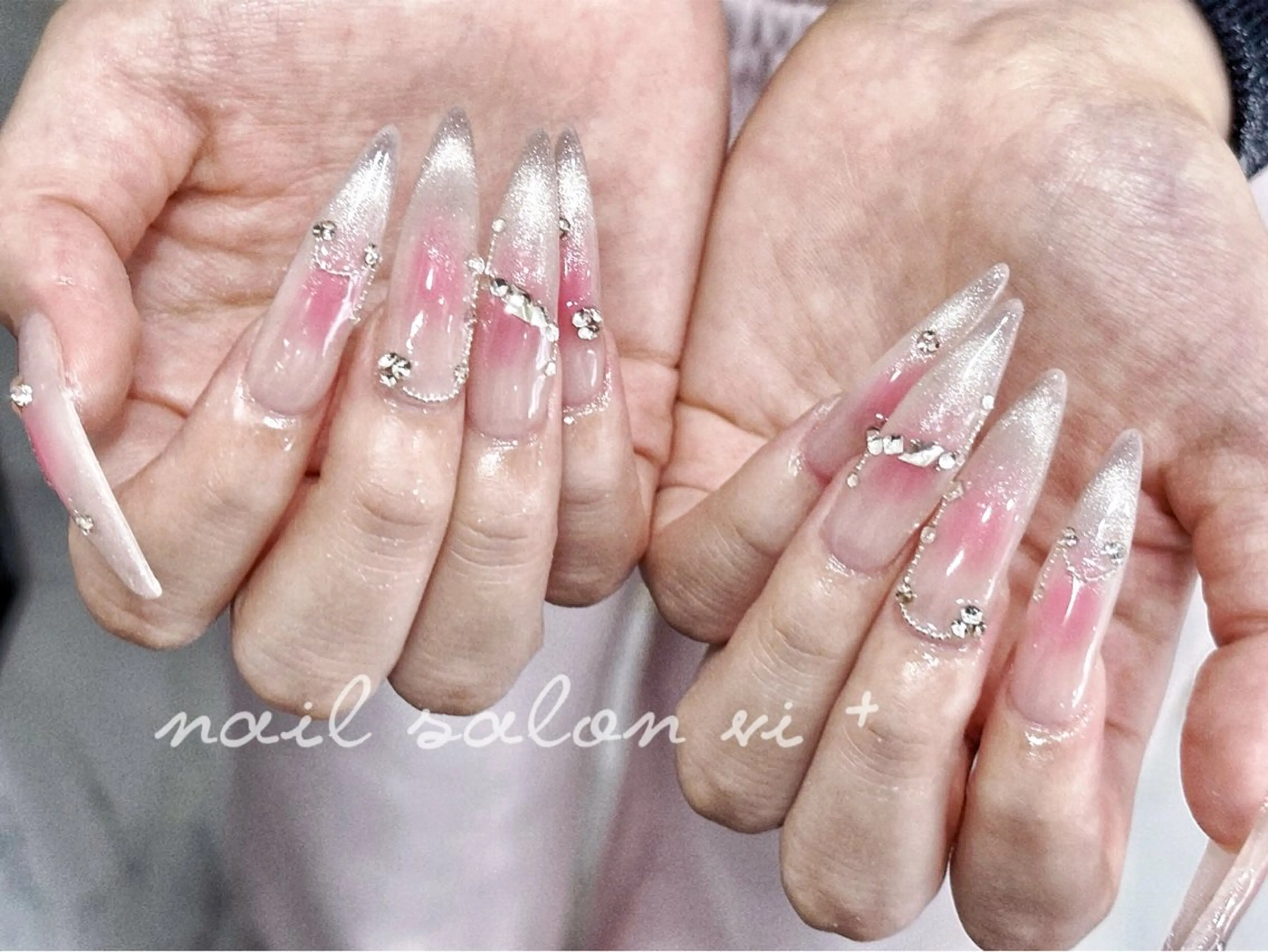 ネイル ハンドネイル ✨Nailsalon Vi+✨のネイルデザイン