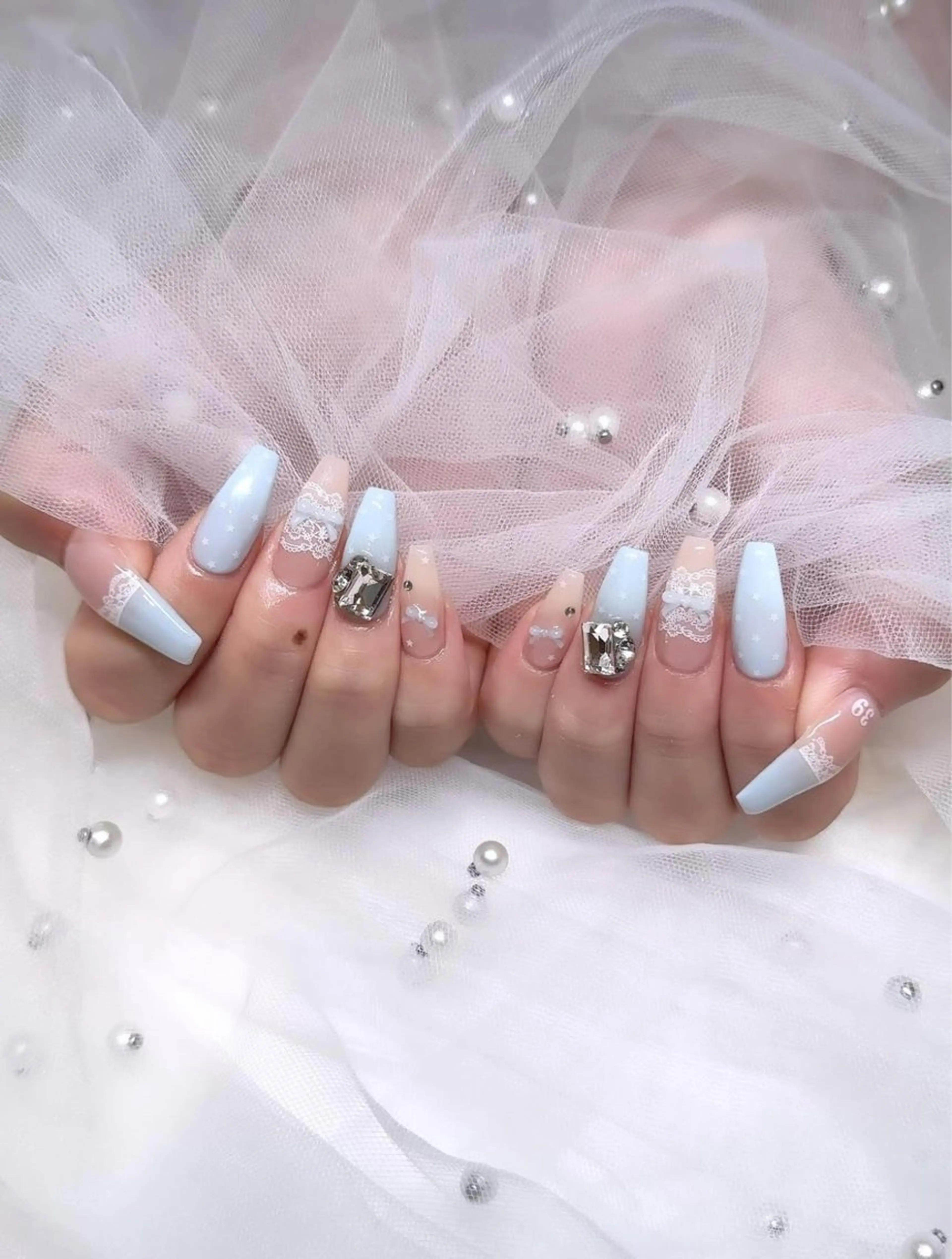 ネイル アニマル柄 オーロラネイル チークネイル フラッシュネイル ジェルネイル Lina nail所属・Lunaa 池袋のネイルデザイン