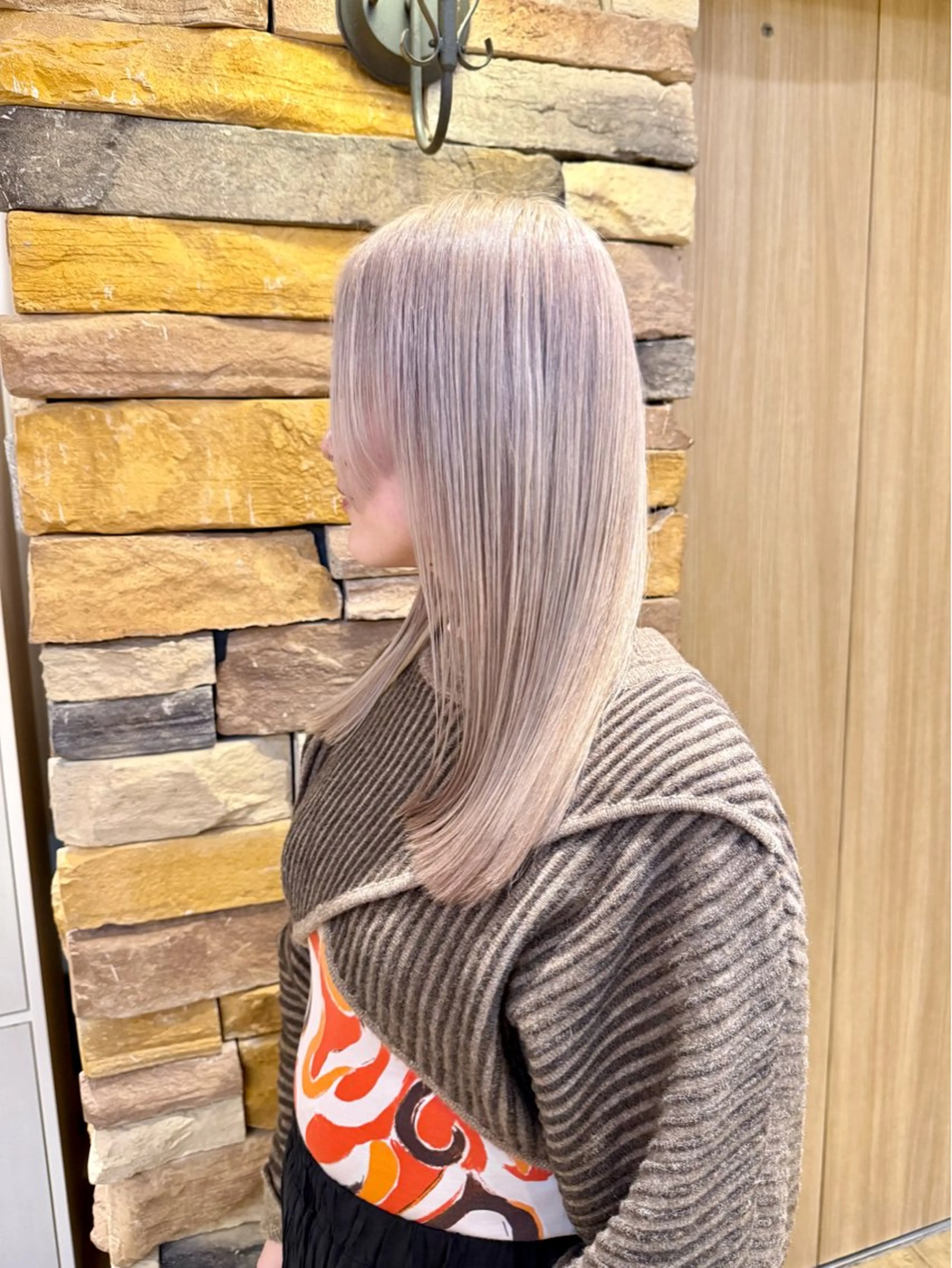 ロング カラー ブリーチ ケアブリーチ ダブルカラー ヘアカラー トリートメント 千 田のヘアスタイル