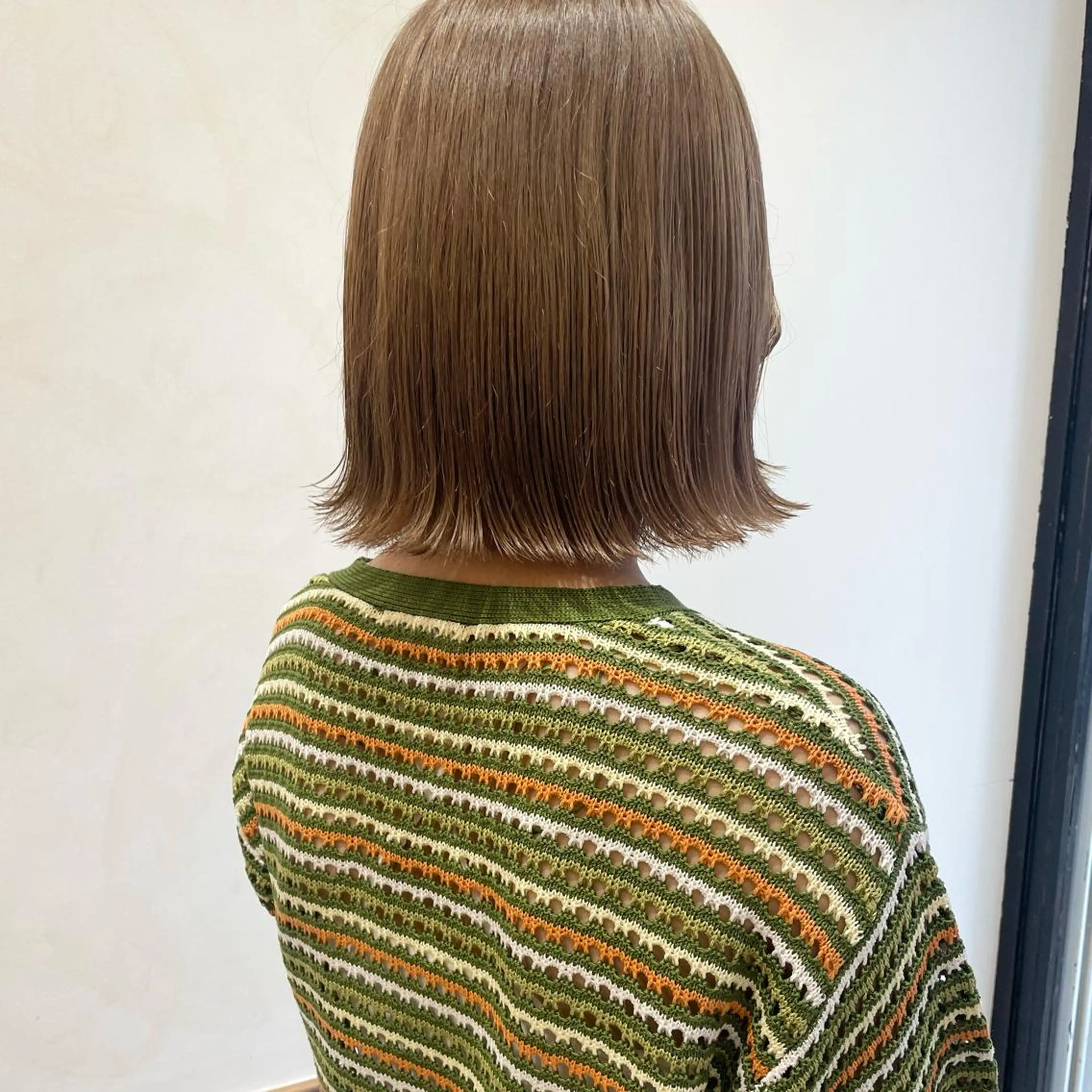 ミディアム カラー ベージュカラー ミルクティーベージュ カット ヘアカラー ⌇ROMEO京橋店⌇ 鎌谷明星🪷のヘアスタイル