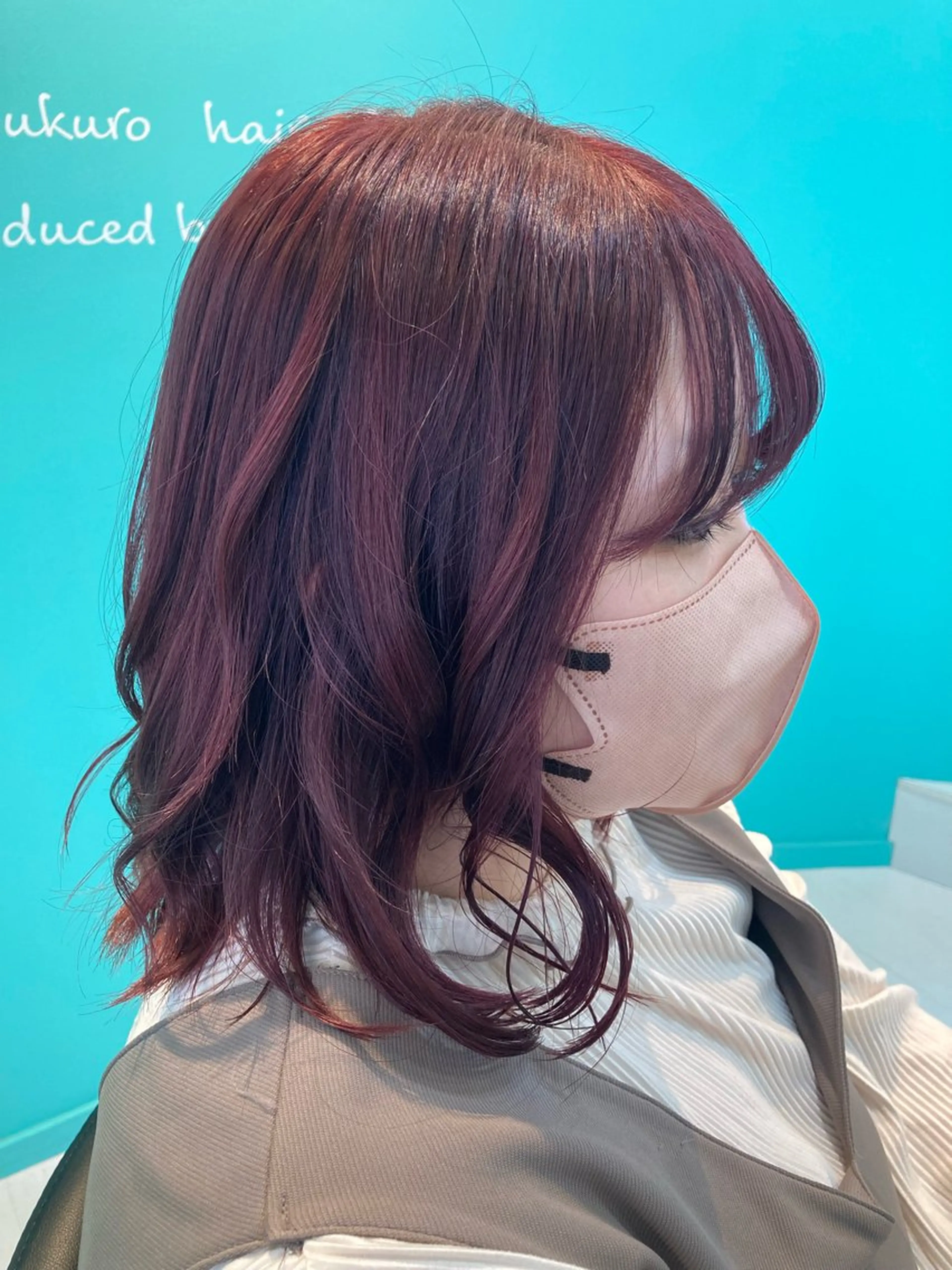 ミディアム カラー ピンクカラー バイオレットカラー 🫧透明感✨ブリーチ 💫ダメージレス🫧のヘアスタイル