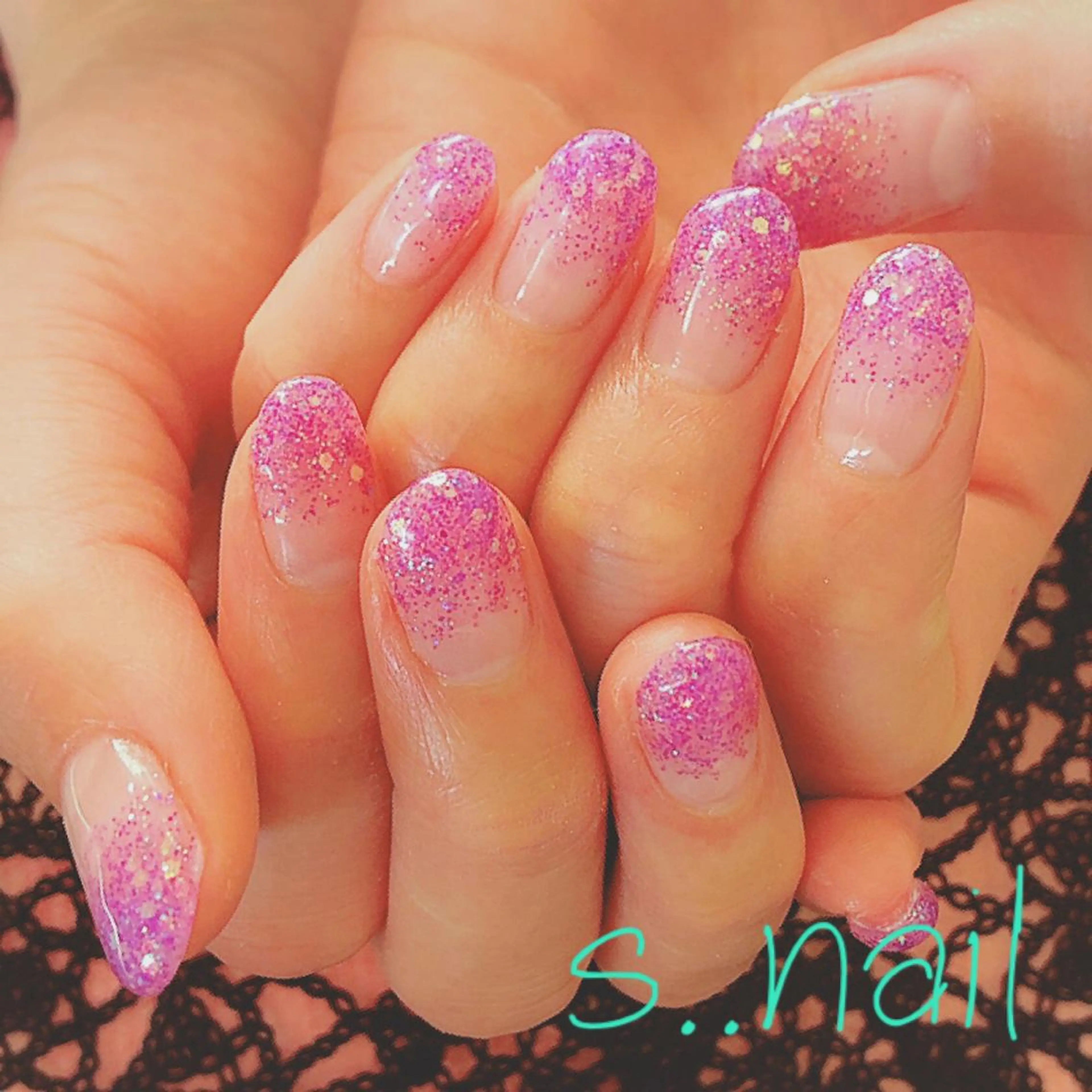 ネイル グラデーション キラキラネイル ラメ(グリッター) s..nail / MORITAのネイルデザイン