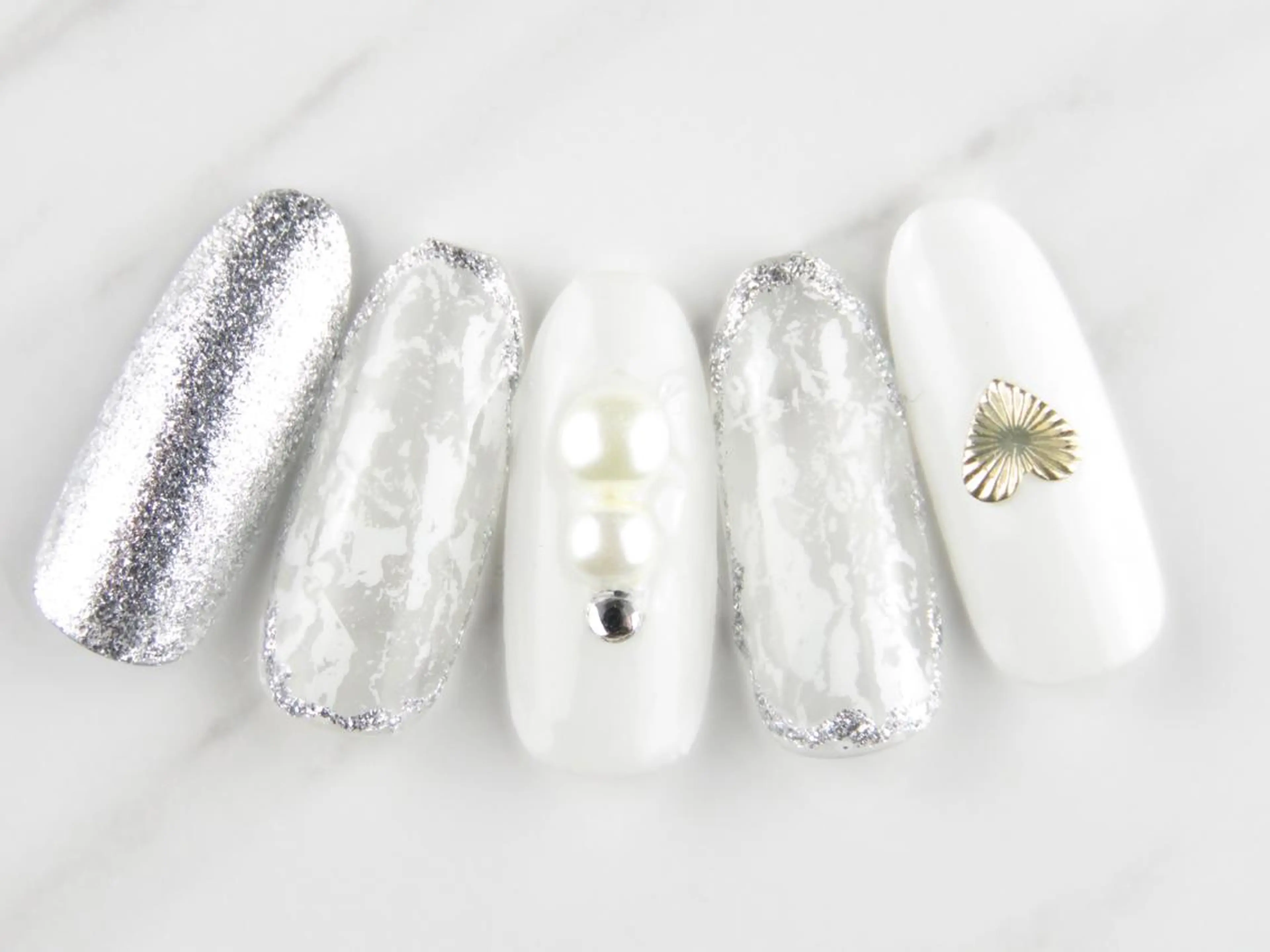 ネイル ネイリスト シンのネイルデザイン