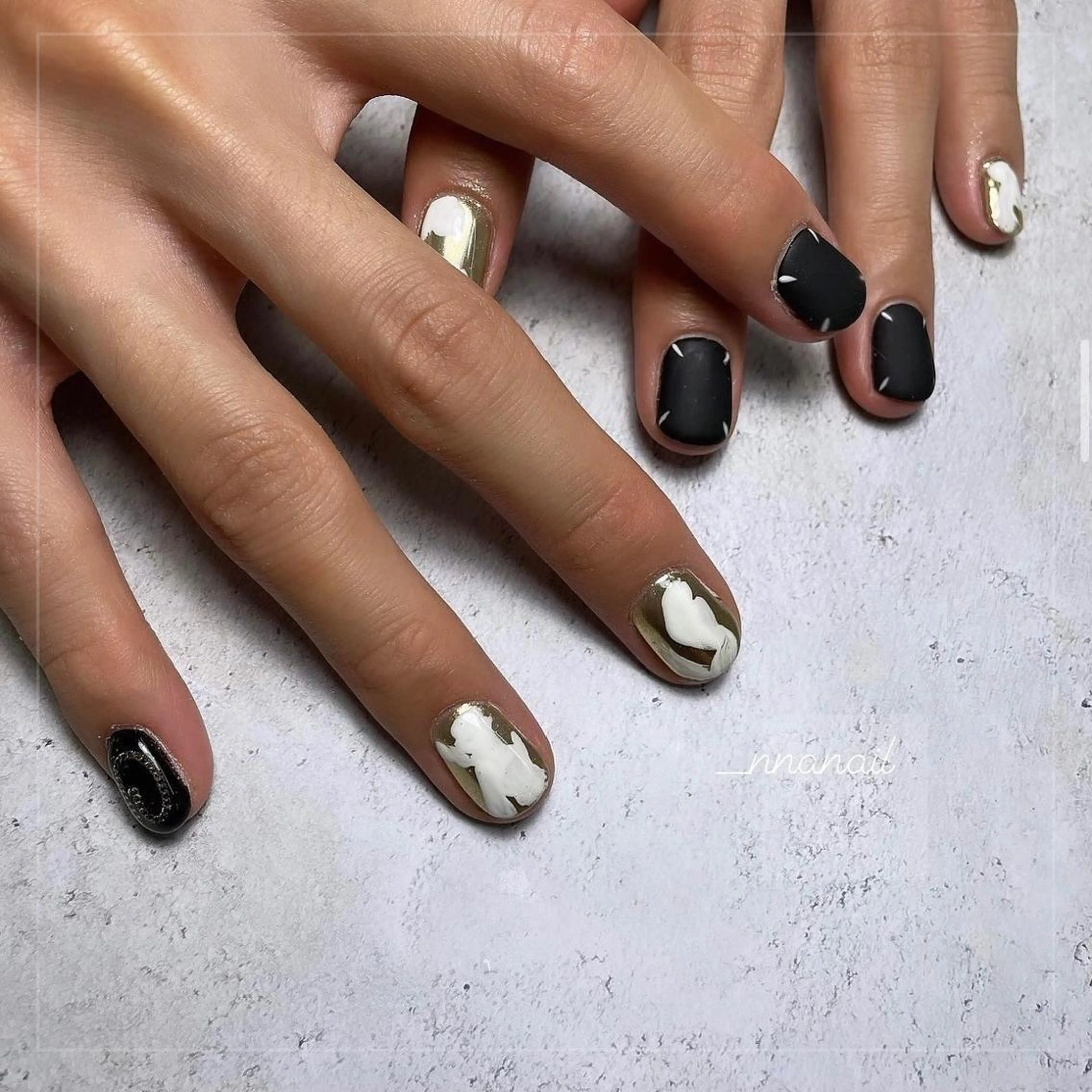 ネイル GRANDE OSU Anna 🧸💛のネイルデザイン