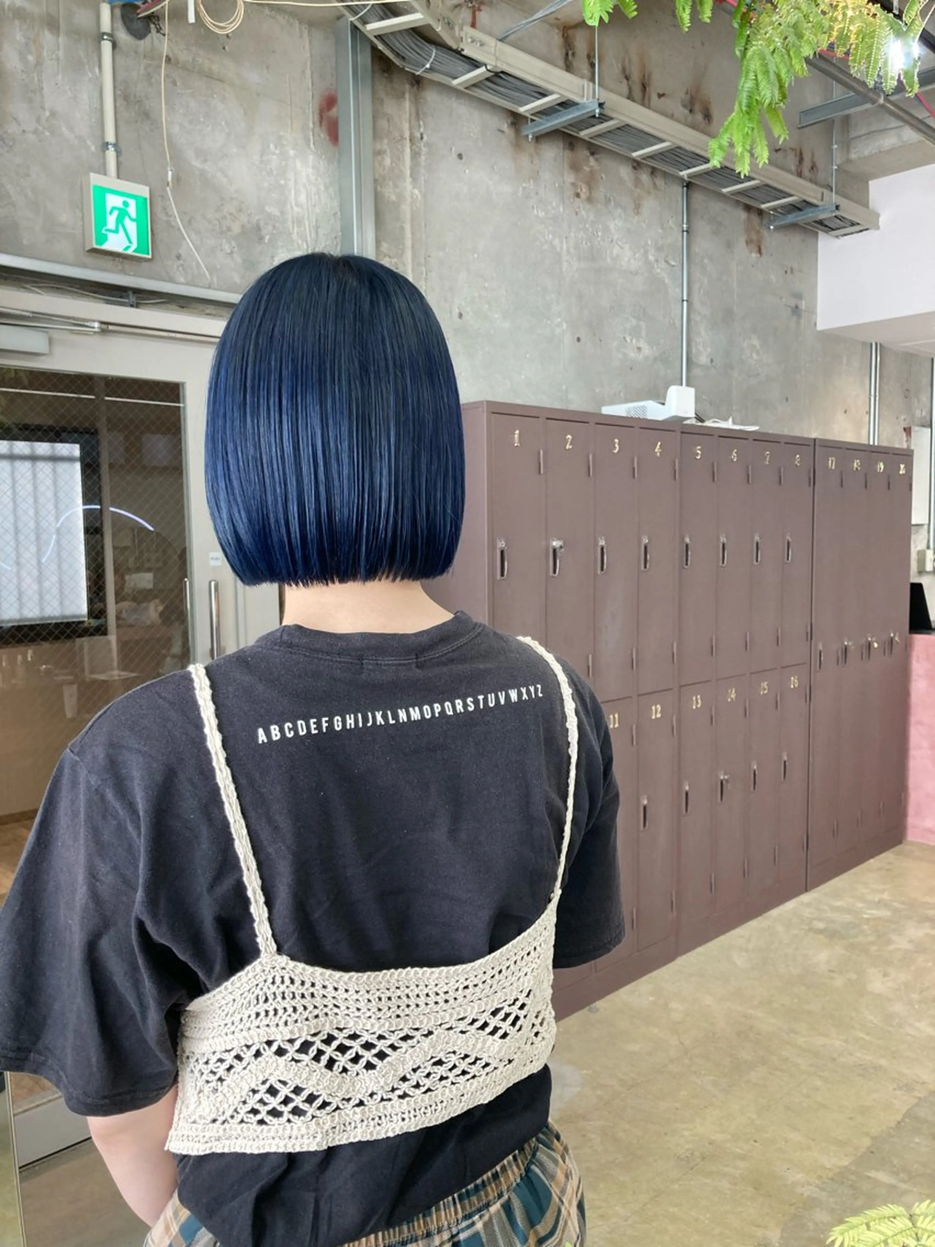 ミディアム カラー ネイビーカラー ボブ カット ヘアカラー トリートメント 小木曽智美 /ボブ/ショートのヘアスタイル