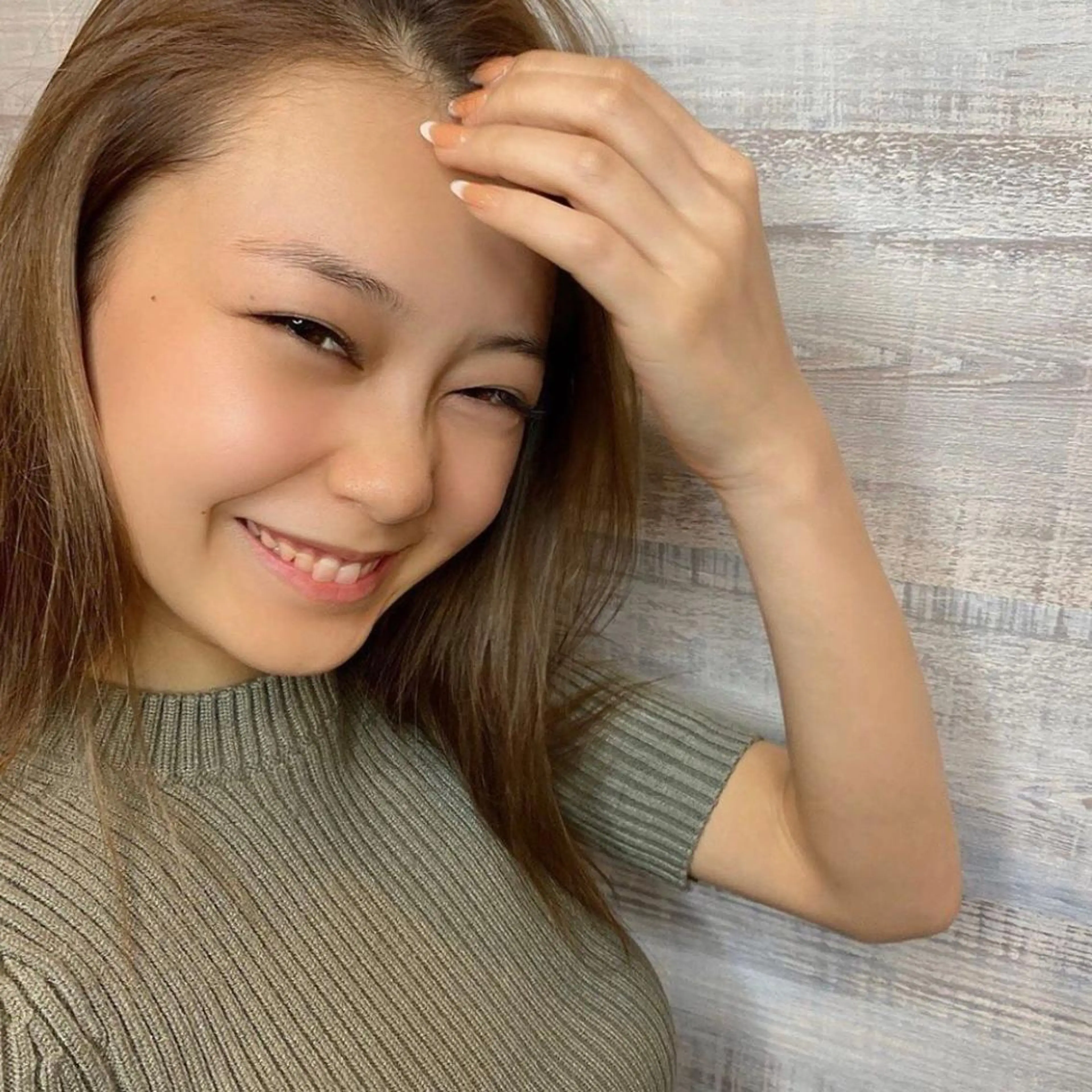 マツエク・マツパ [まつ毛パーマ・マツエク・ネイル]カルフールロコ 八潮店所属・カルフール リルのネイルデザイン