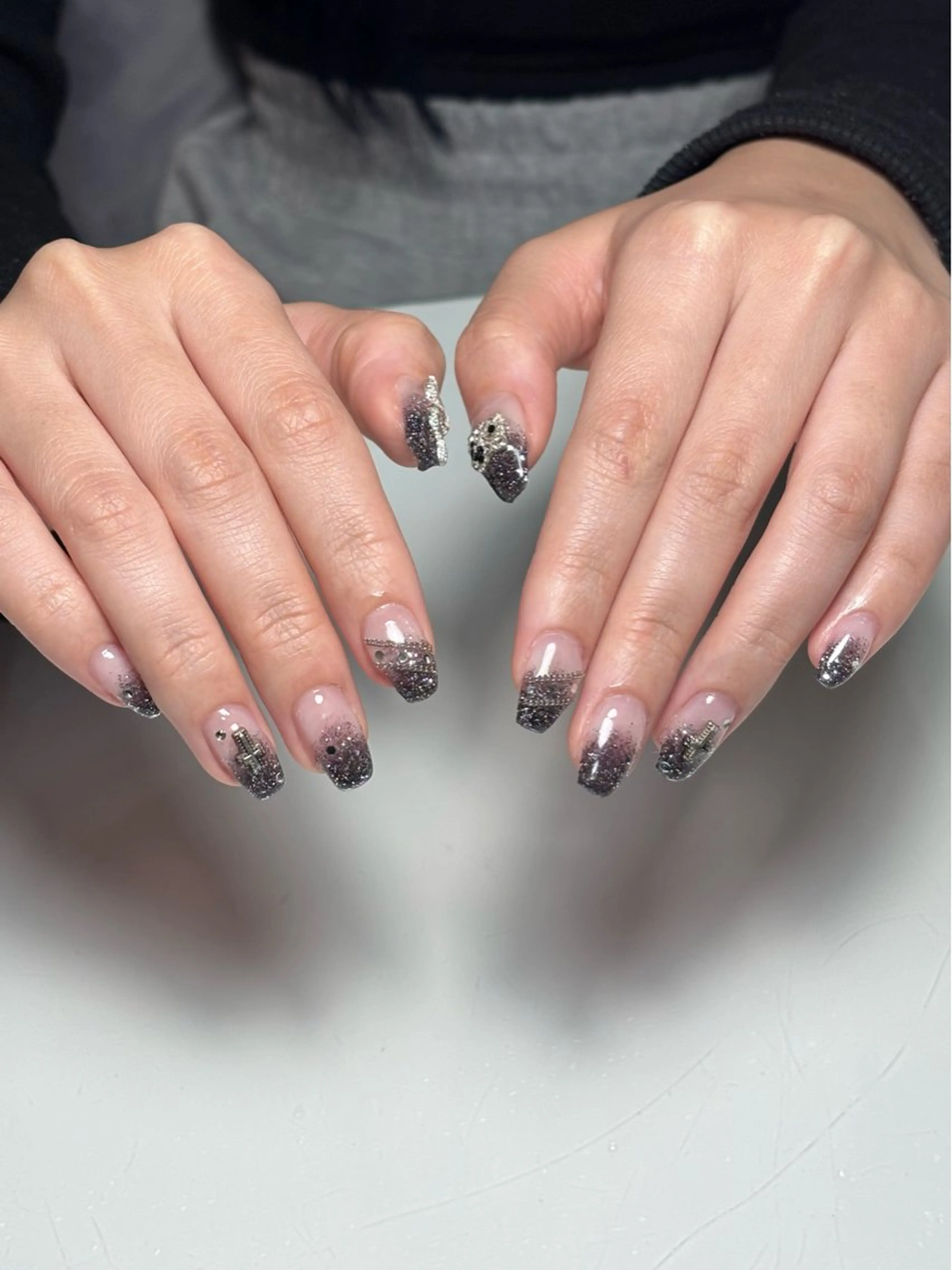 ネイル ハンドネイル Yuna ⟡.·*.のネイルデザイン