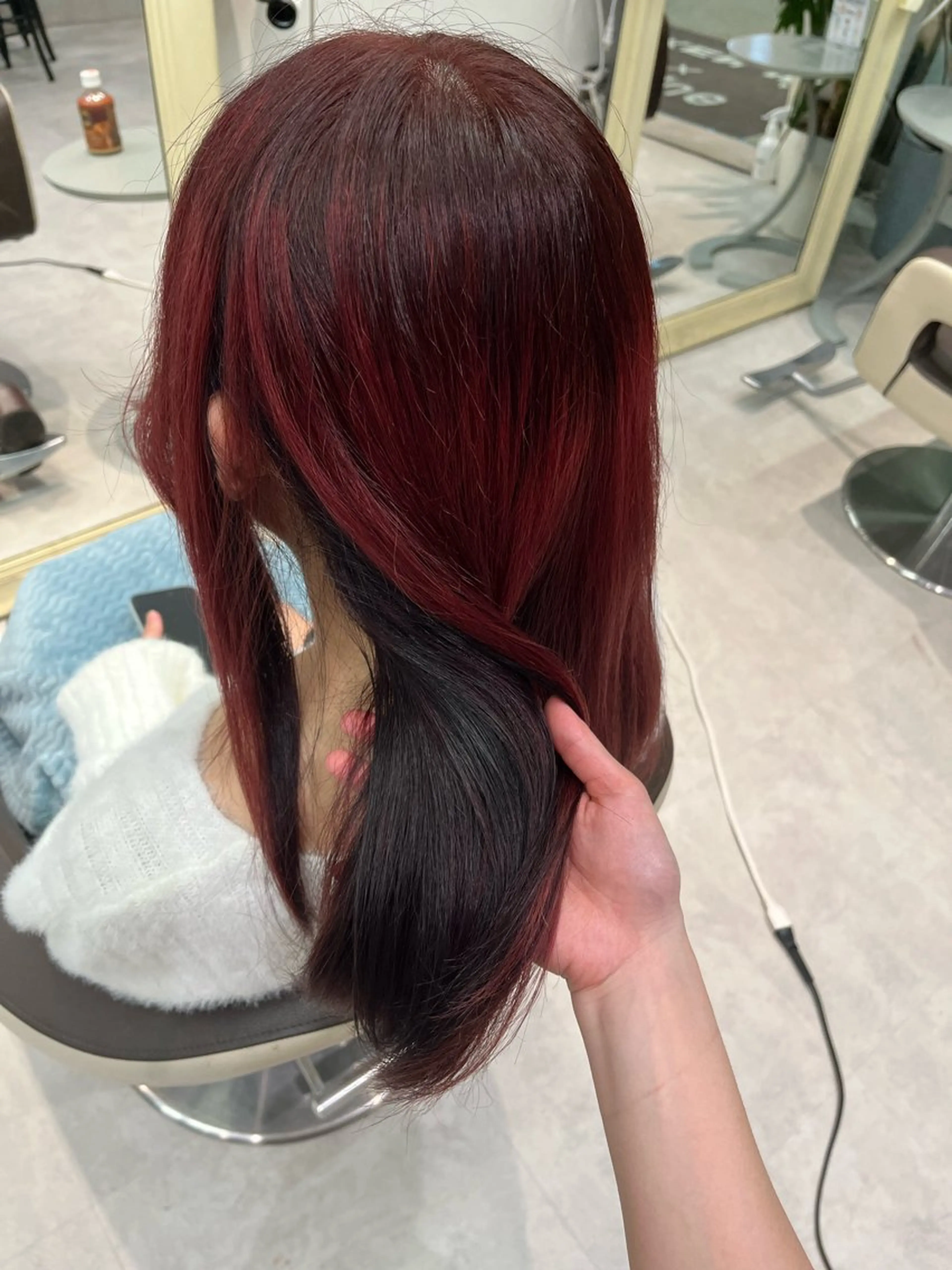 セミロング omocha umiのヘアスタイル