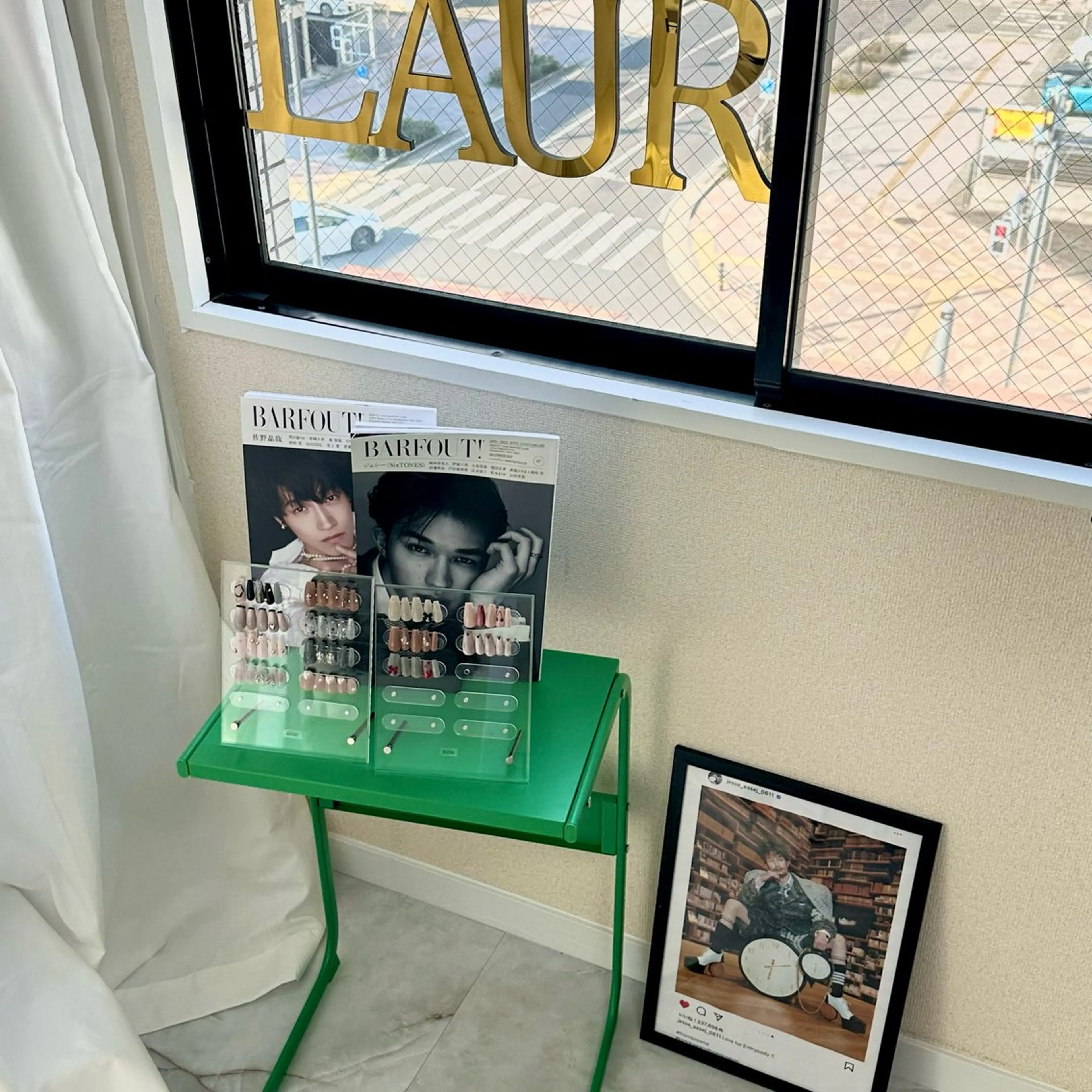 ネイル ネイルチップ LAUR Natsukiのネイルデザイン