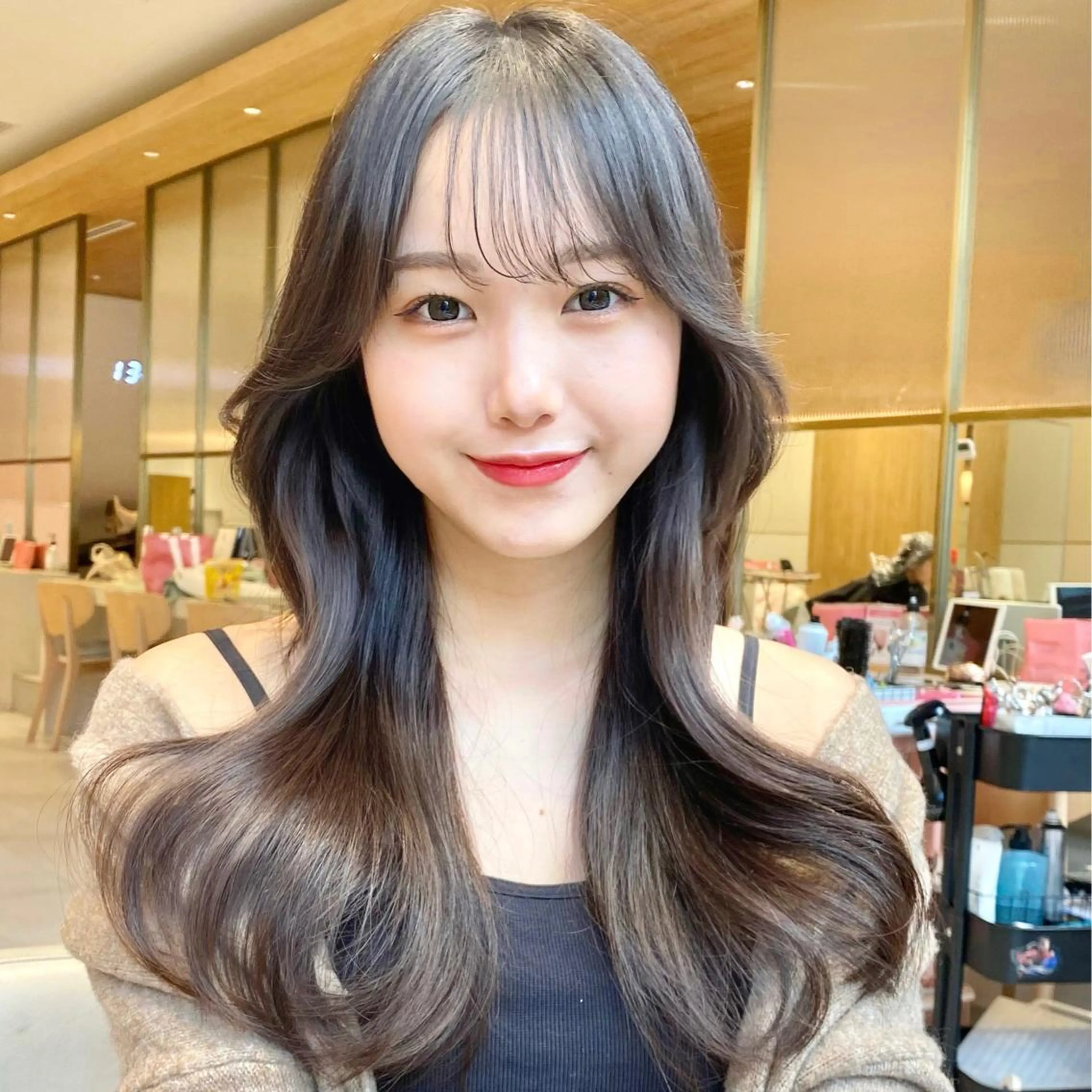 セミロング くびれヘア くびれレイヤー レイヤーカット カット ヘアカラー トリートメント 韓国くびれレイヤー 🇰🇷はづきのヘアスタイル