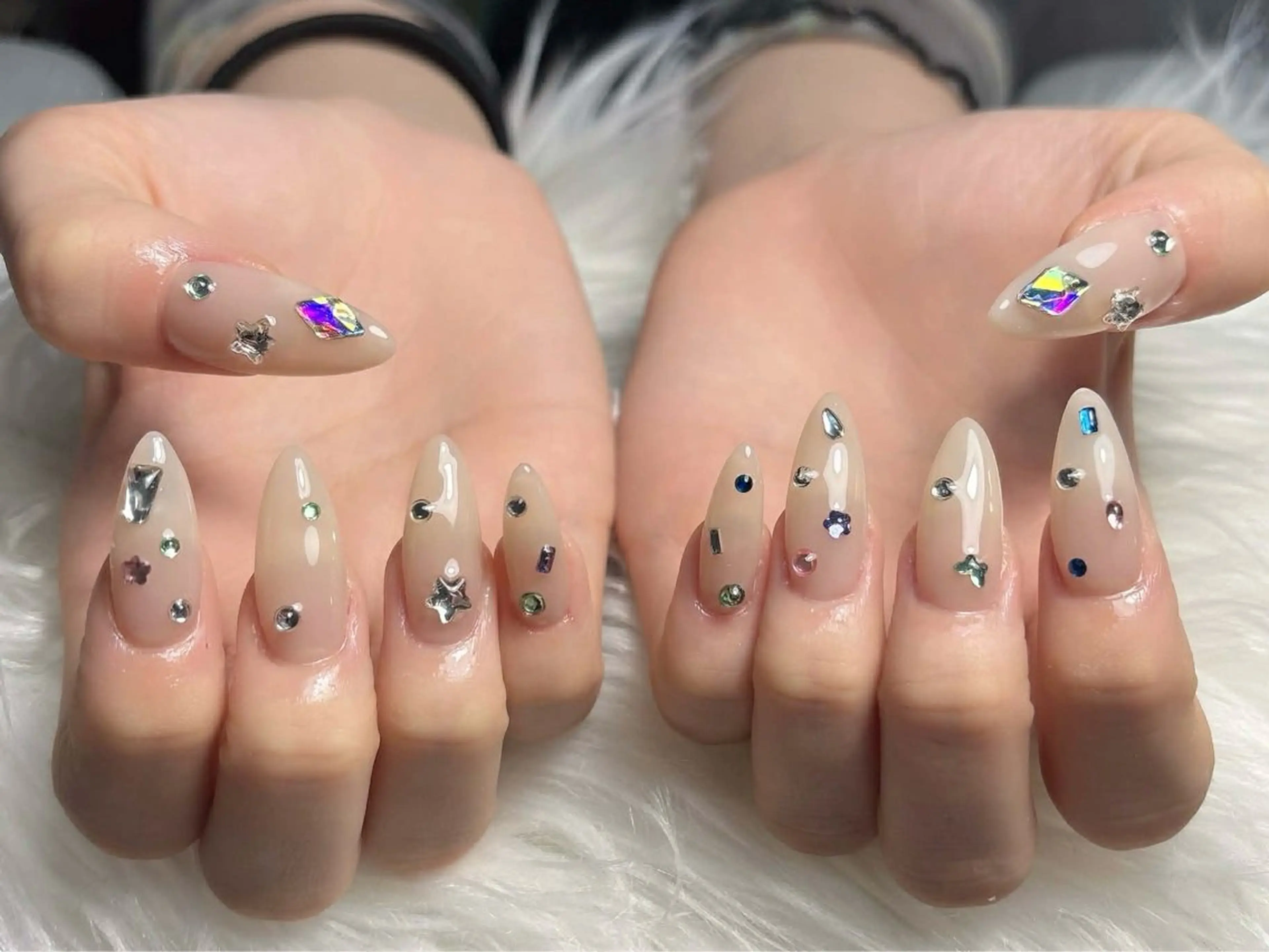 ネイル ハンドネイル ハンドケア Hi beauty 渋谷のネイルデザイン