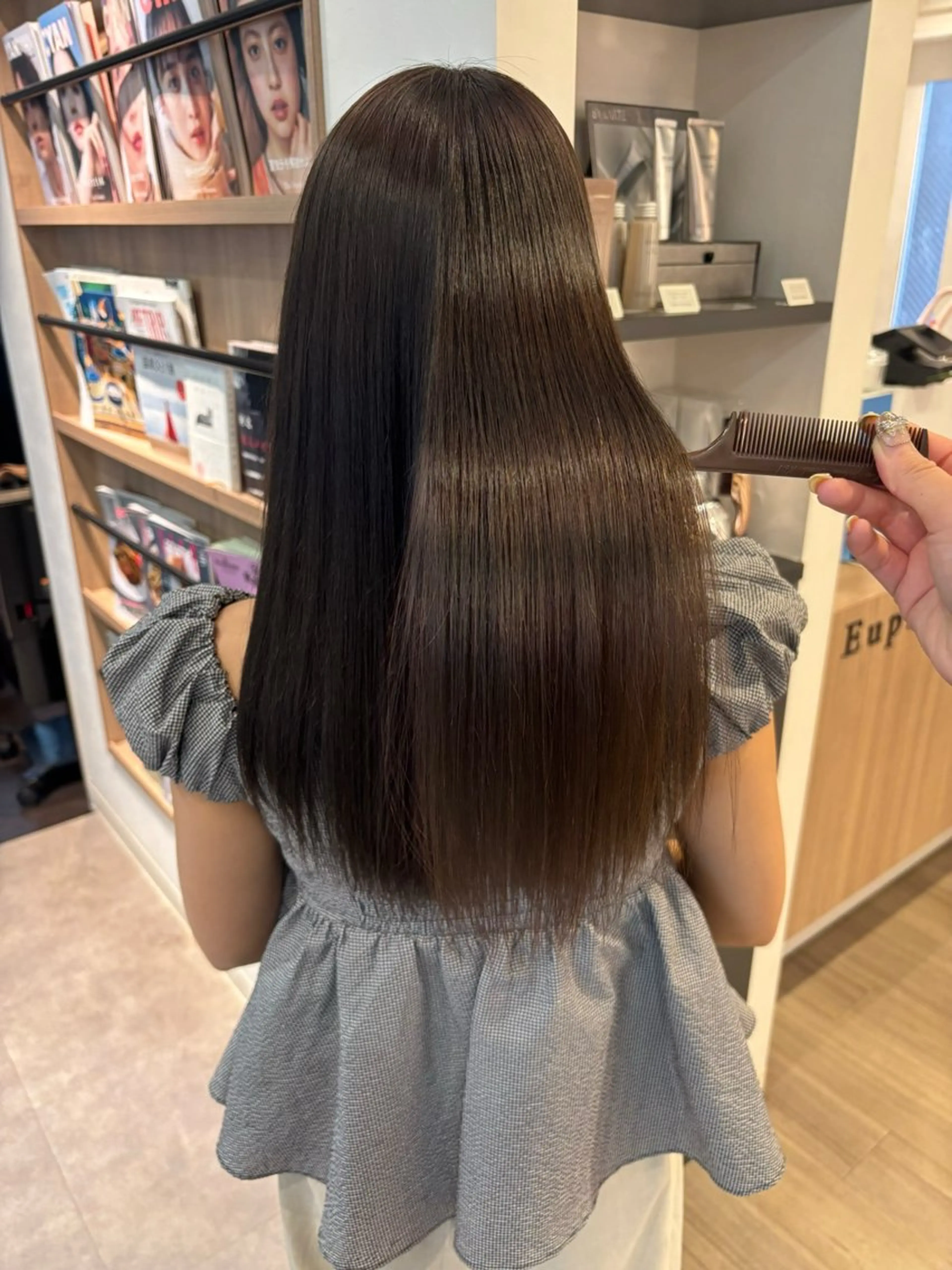 セミロング カラー パーマ 髪質改善 ストレートパーマ モテ髪‎🫧赤み消し カラー表参道きょうこのヘアスタイル