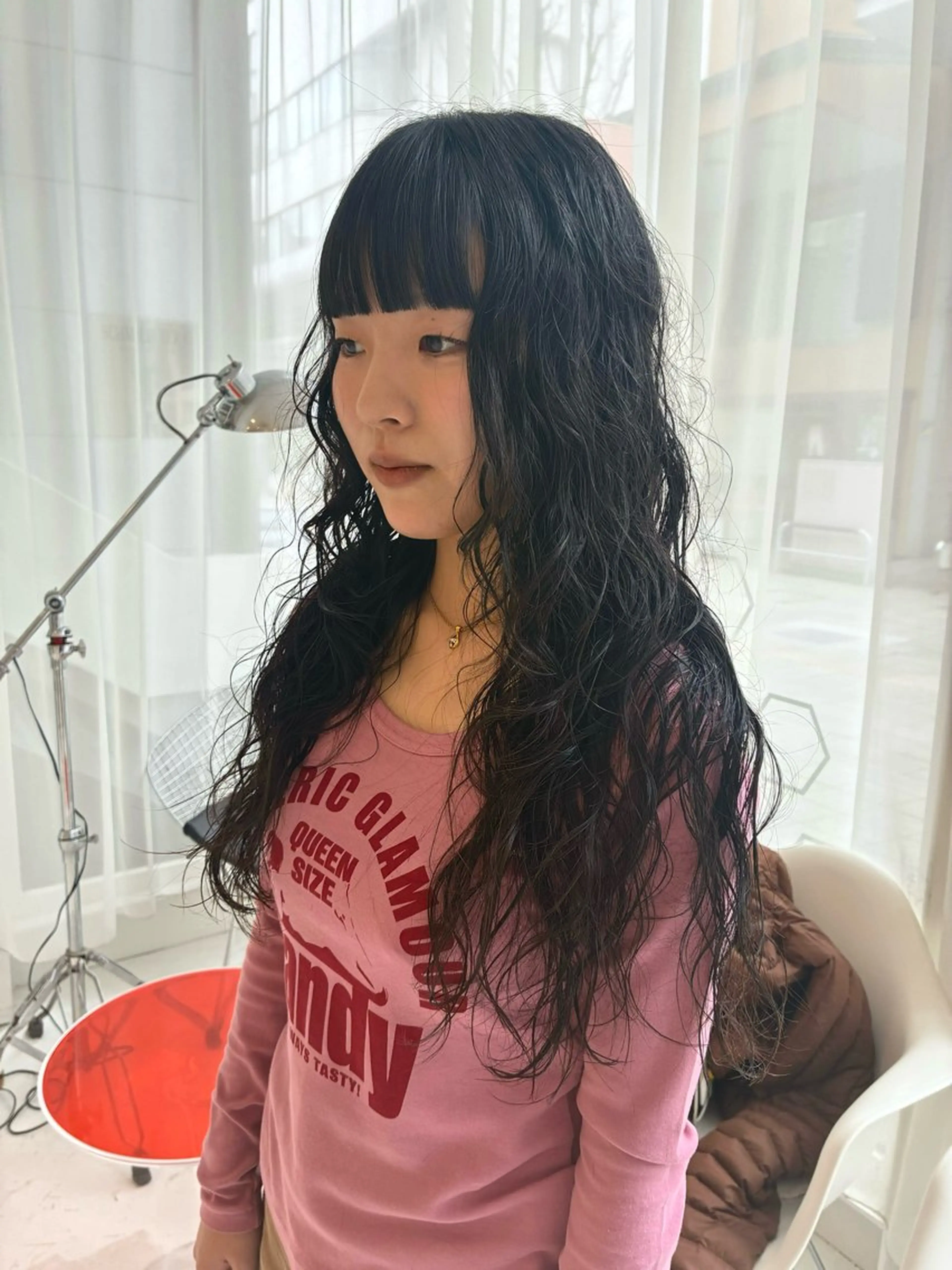 ロング カット パーマ cono noughtのヘアスタイル