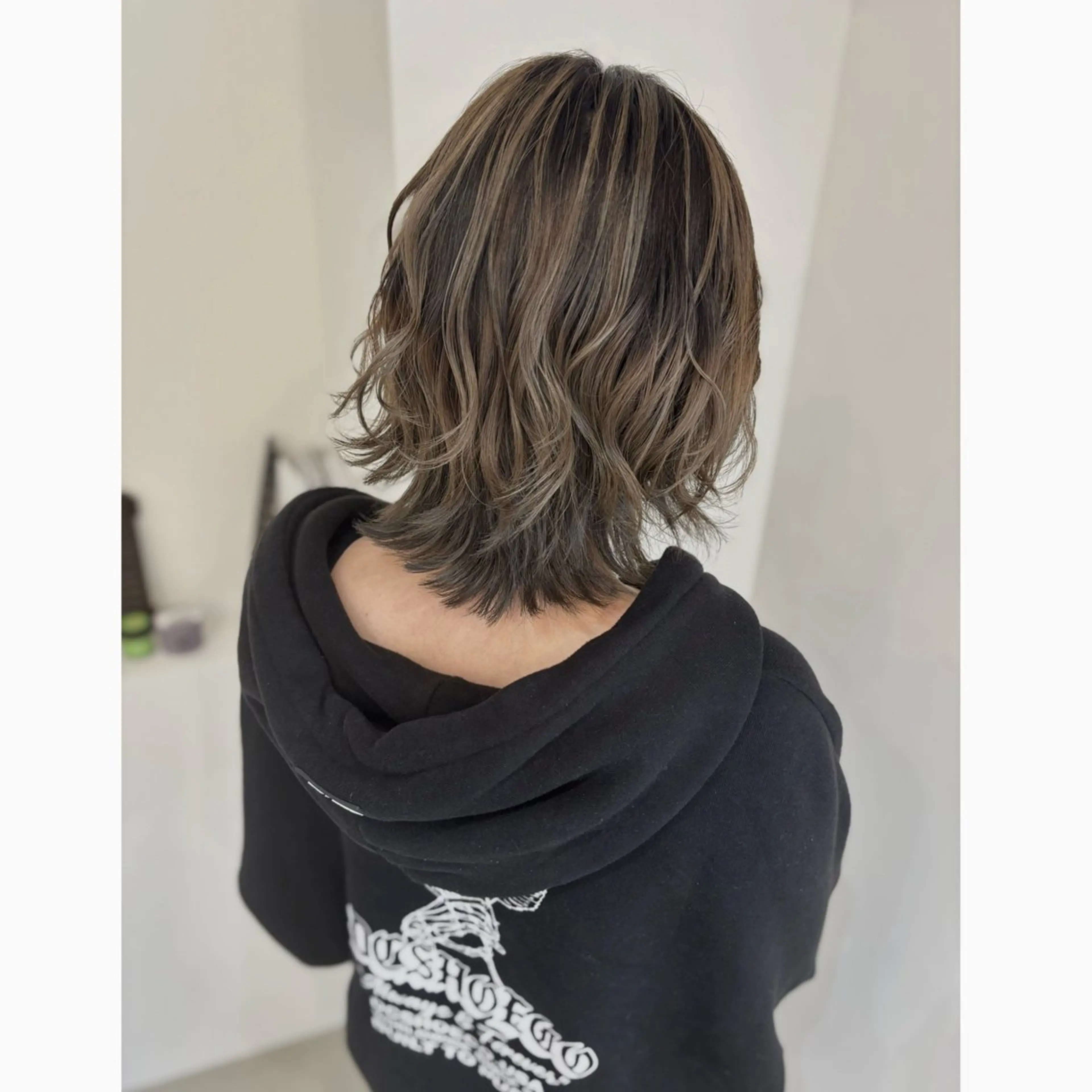 ミディアム レイヤーカット ウルフカット ウルフレイヤー カット ヘアカラー トリートメント n1/4個室サロン/ 白髪ぼかし/MAMIのヘアスタイル