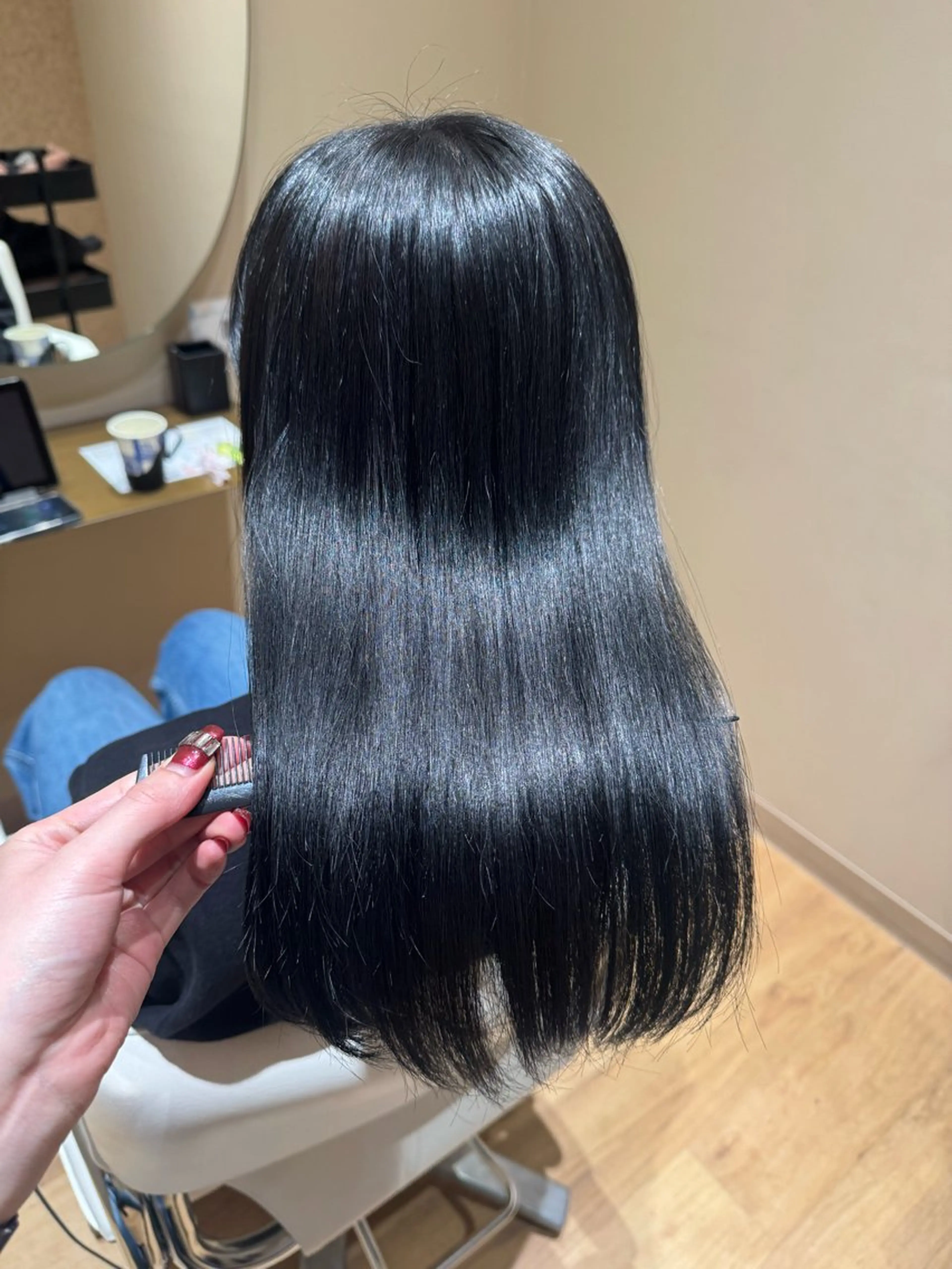 ロング カット ヘアカラー トリートメント 黒島優香🦋 /縮毛矯正/髪質改善のヘアスタイル