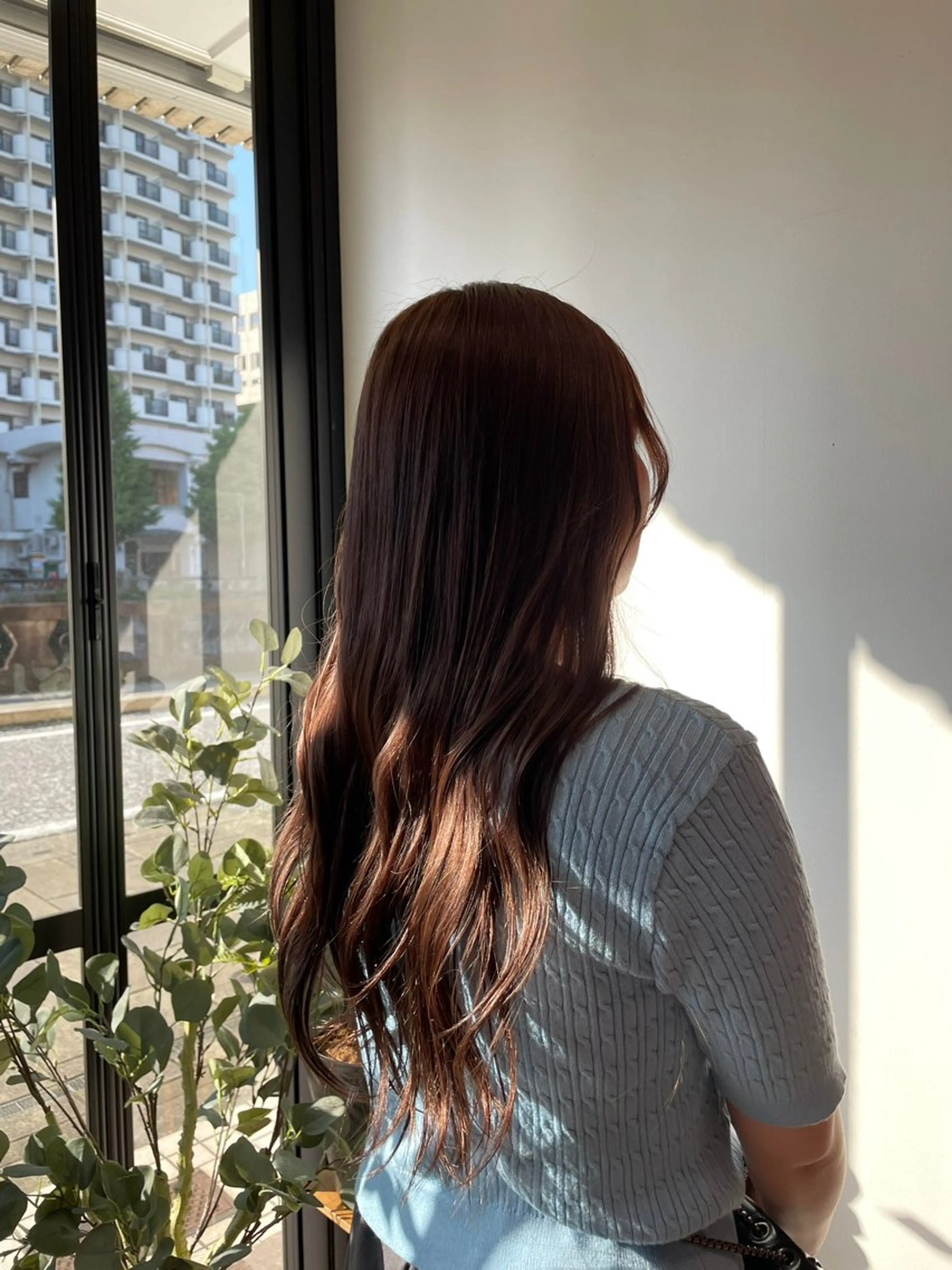 ロング ヘアカラー 上島 未緒のヘアスタイル