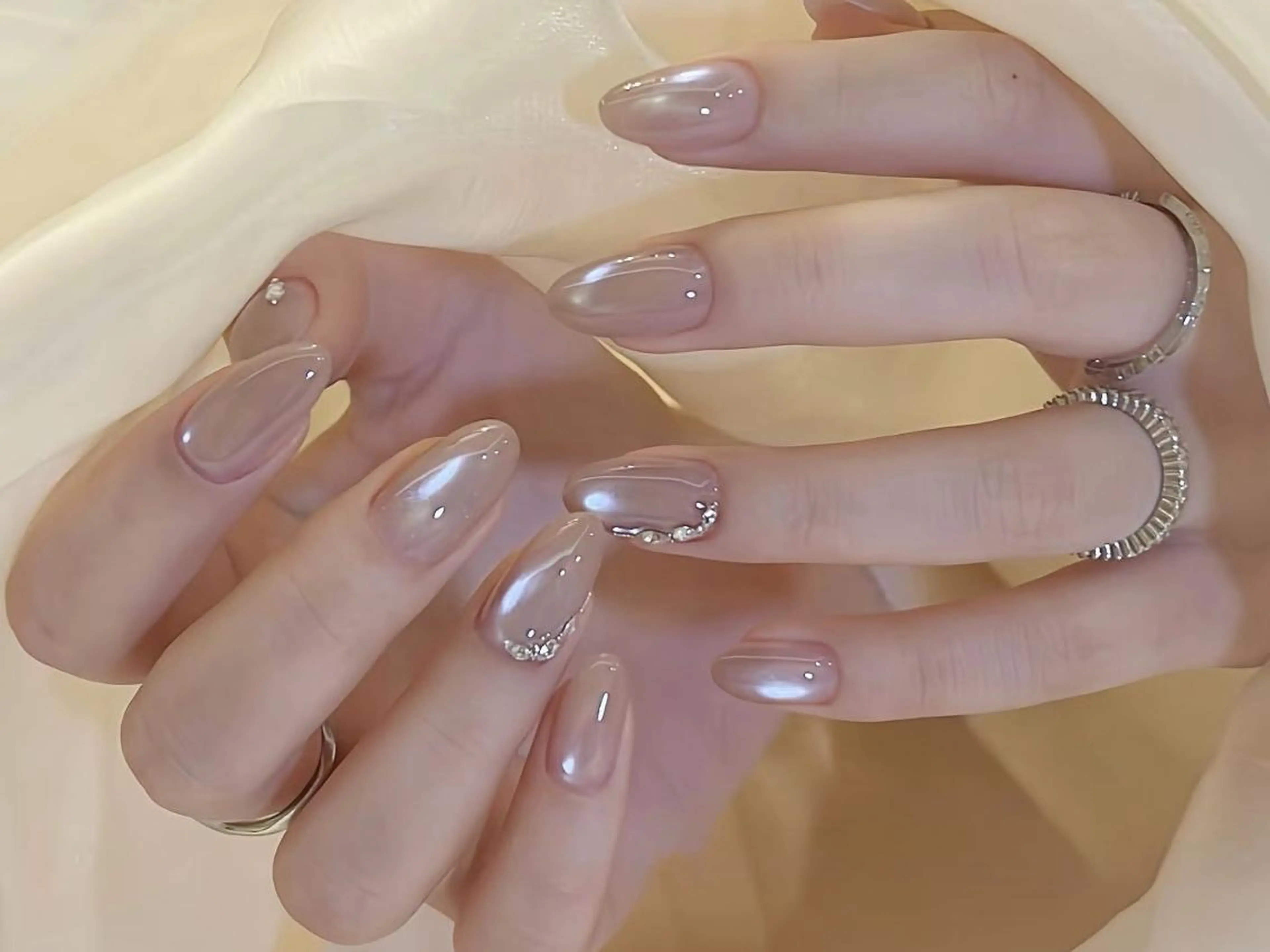 ネイル ジェルネイル ミラーネイル オフィスネイル ワンカラーネイル ショートネイル ハンドネイル ハンドケア 🎀Kiko 🎀のネイルデザイン