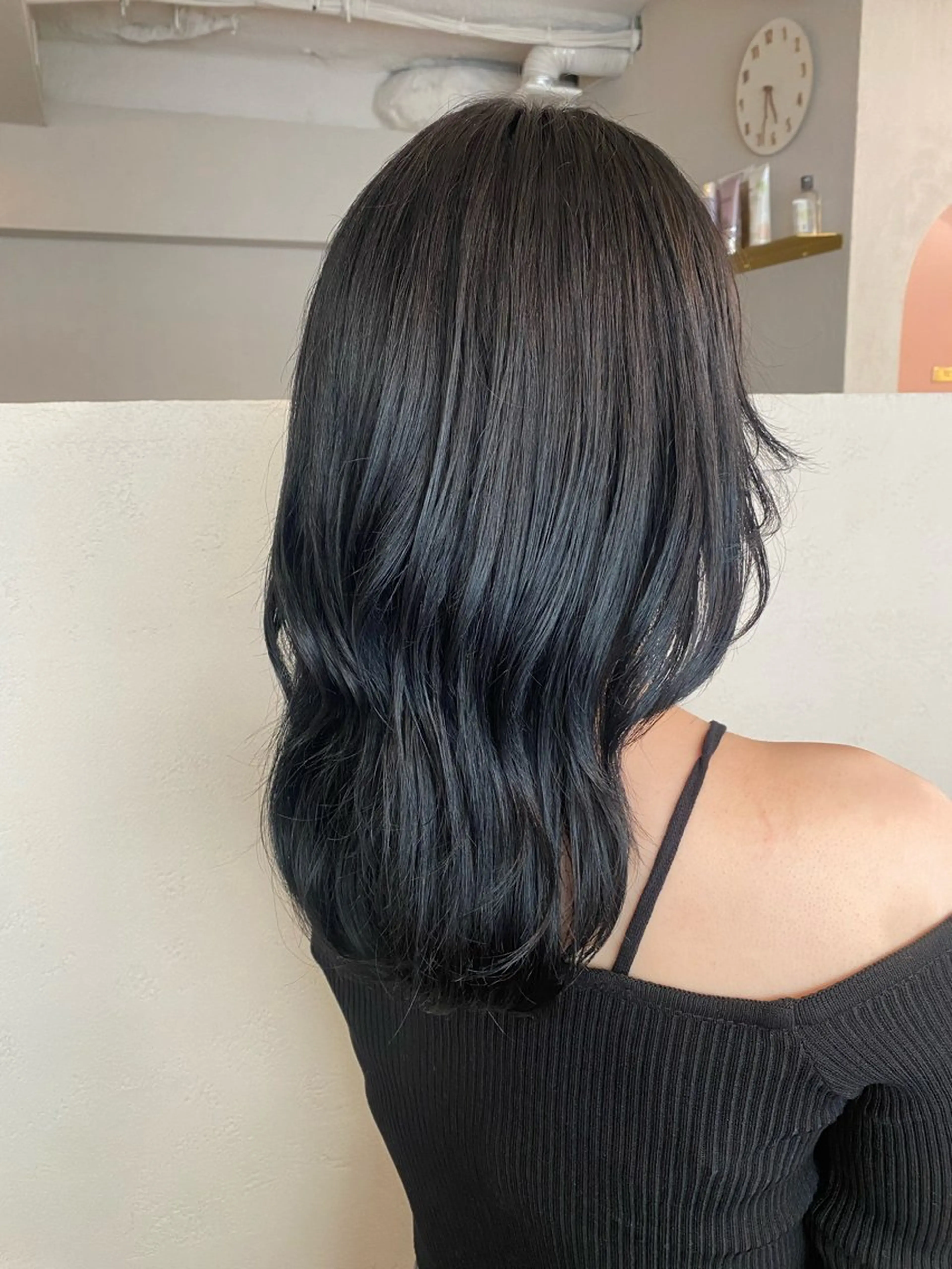 ミディアム 佐々木 雪菜のヘアスタイル