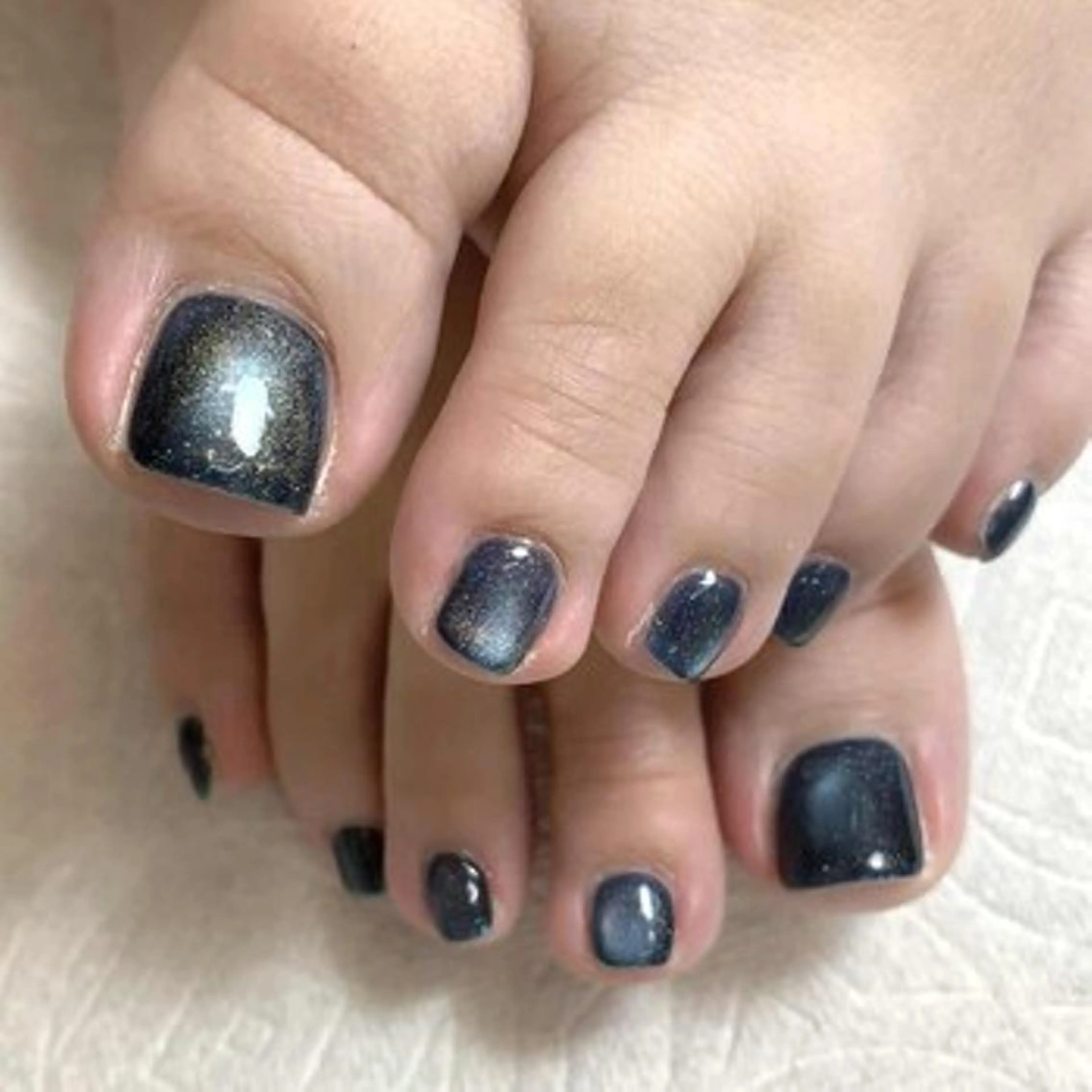 【フット｜トレンド】 マグネット/ラメグラ　￥5,480の写真