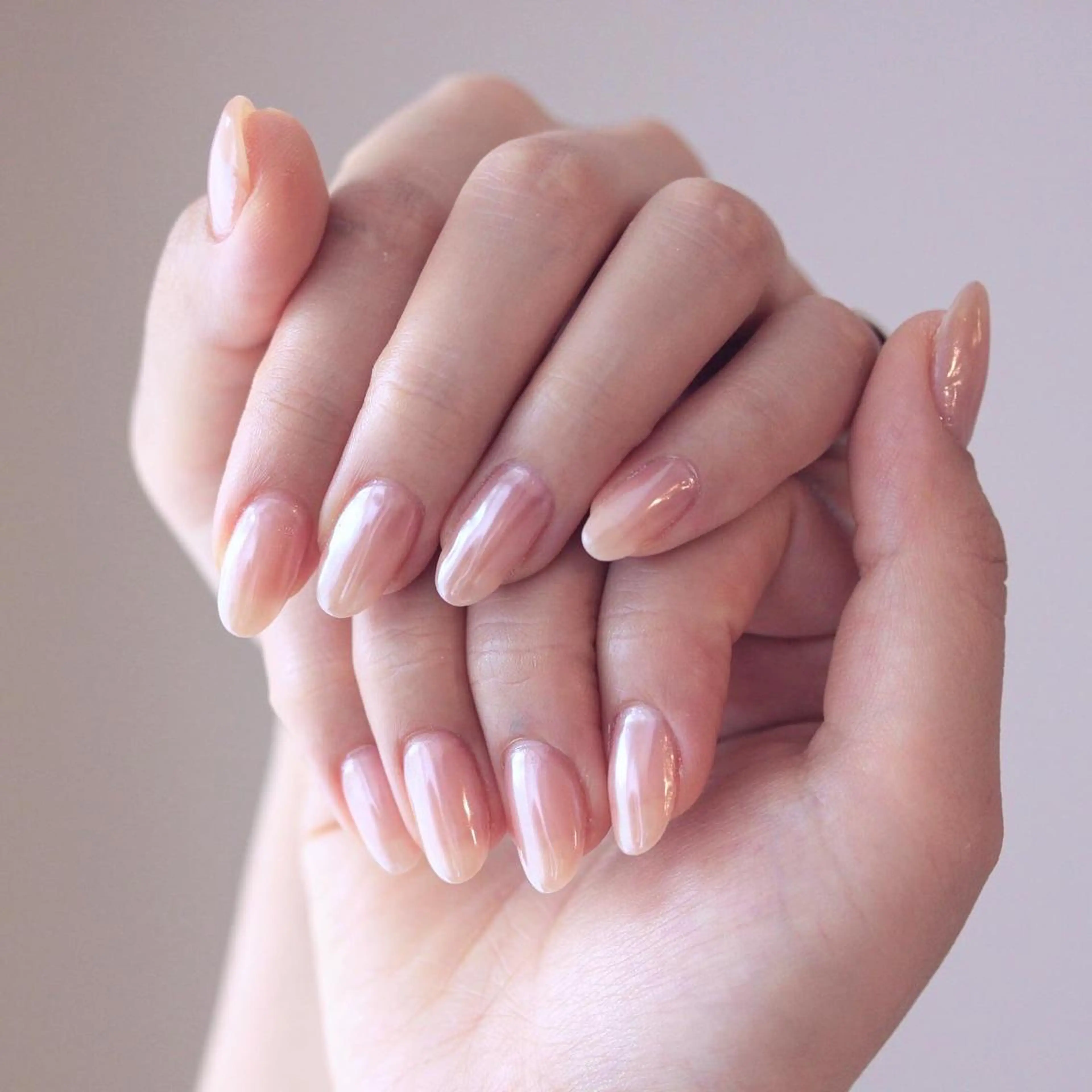 ネイル 氷ネイル・うるうるネイル ニュアンスネイル オレンジ ネイルチップ ハンドネイル Elio所属・Elio 国泰寺のネイルデザイン