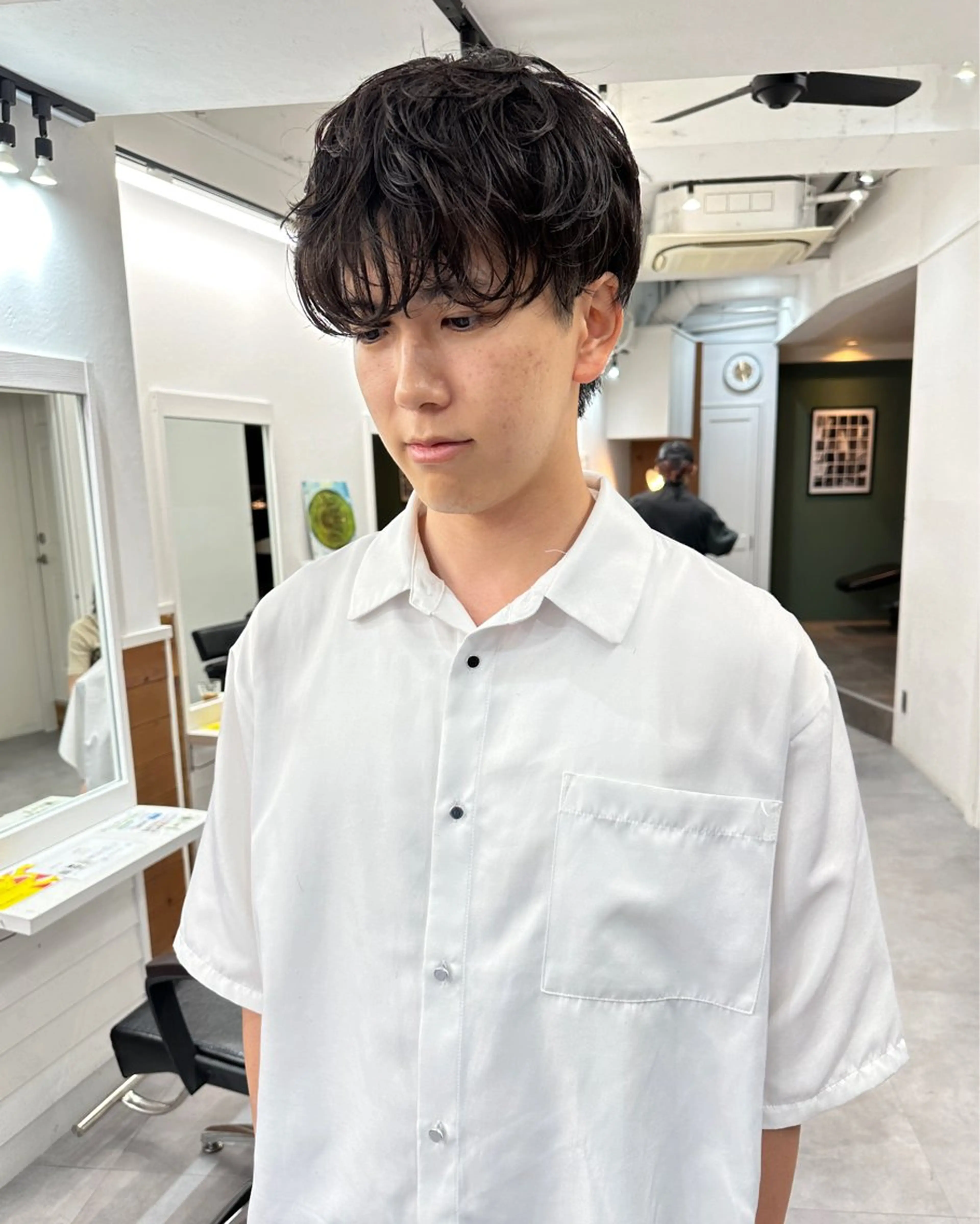 ミディアム パーマ メンズ カット パーマ グランジヘア 無造作ヘアHYUGAのヘアスタイル