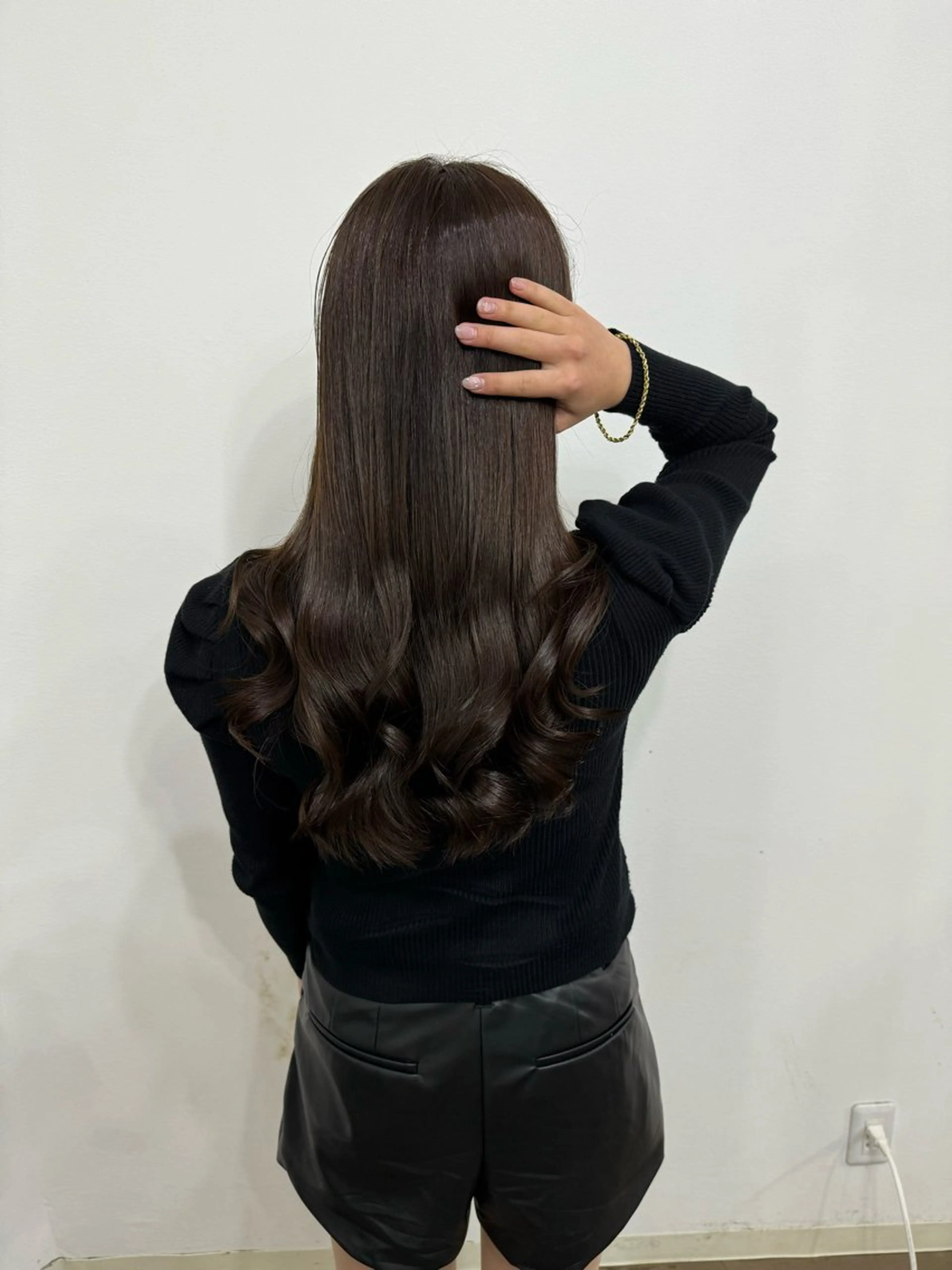 ロング ボブ くびれヘア 髪質改善 韓国風ヘア レイヤーカット 【ioe岡本】🐶 向井歩のヘアスタイル