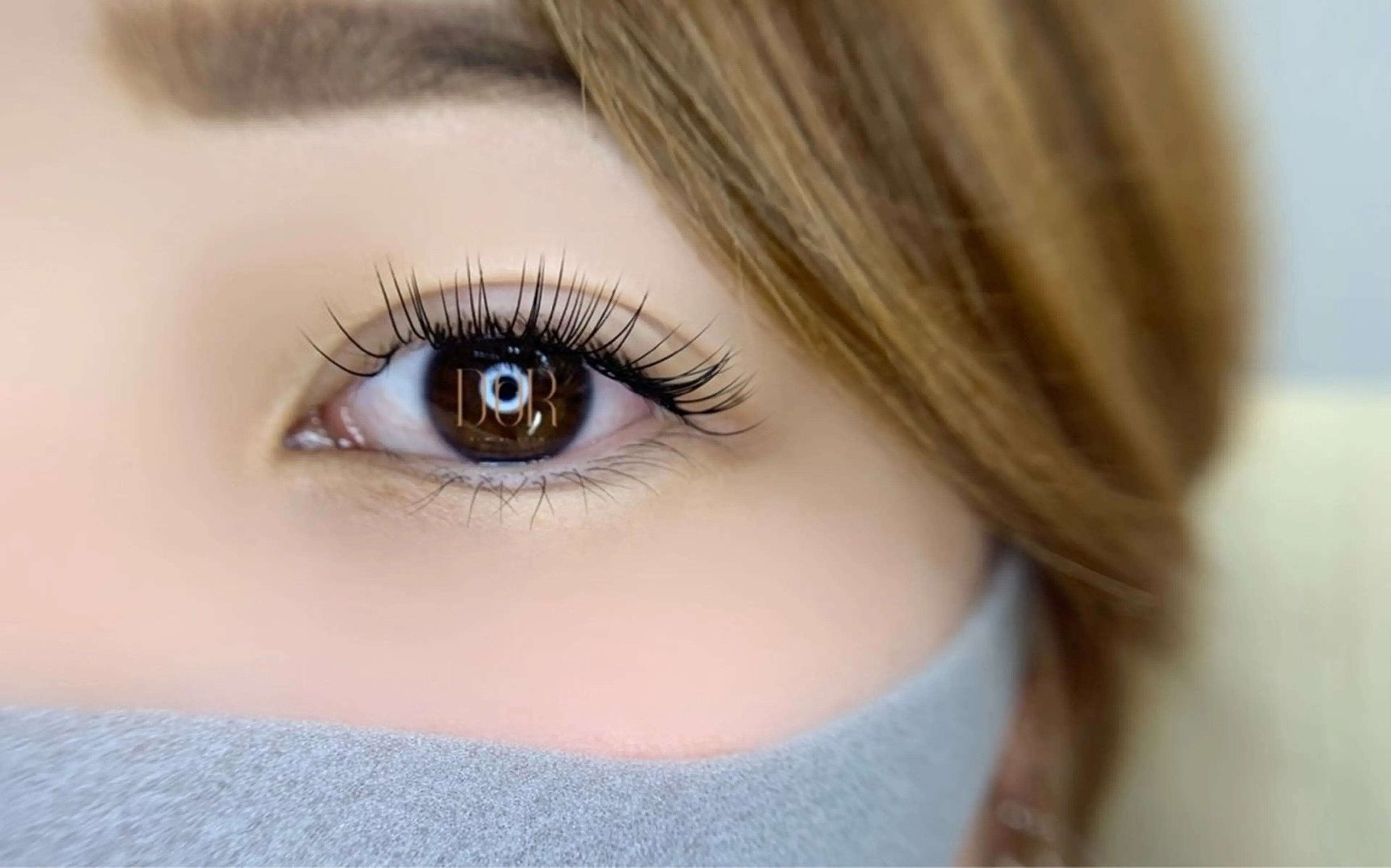 【20%OFF】 LEDフラットラッシュ100本(オフ込み)の写真