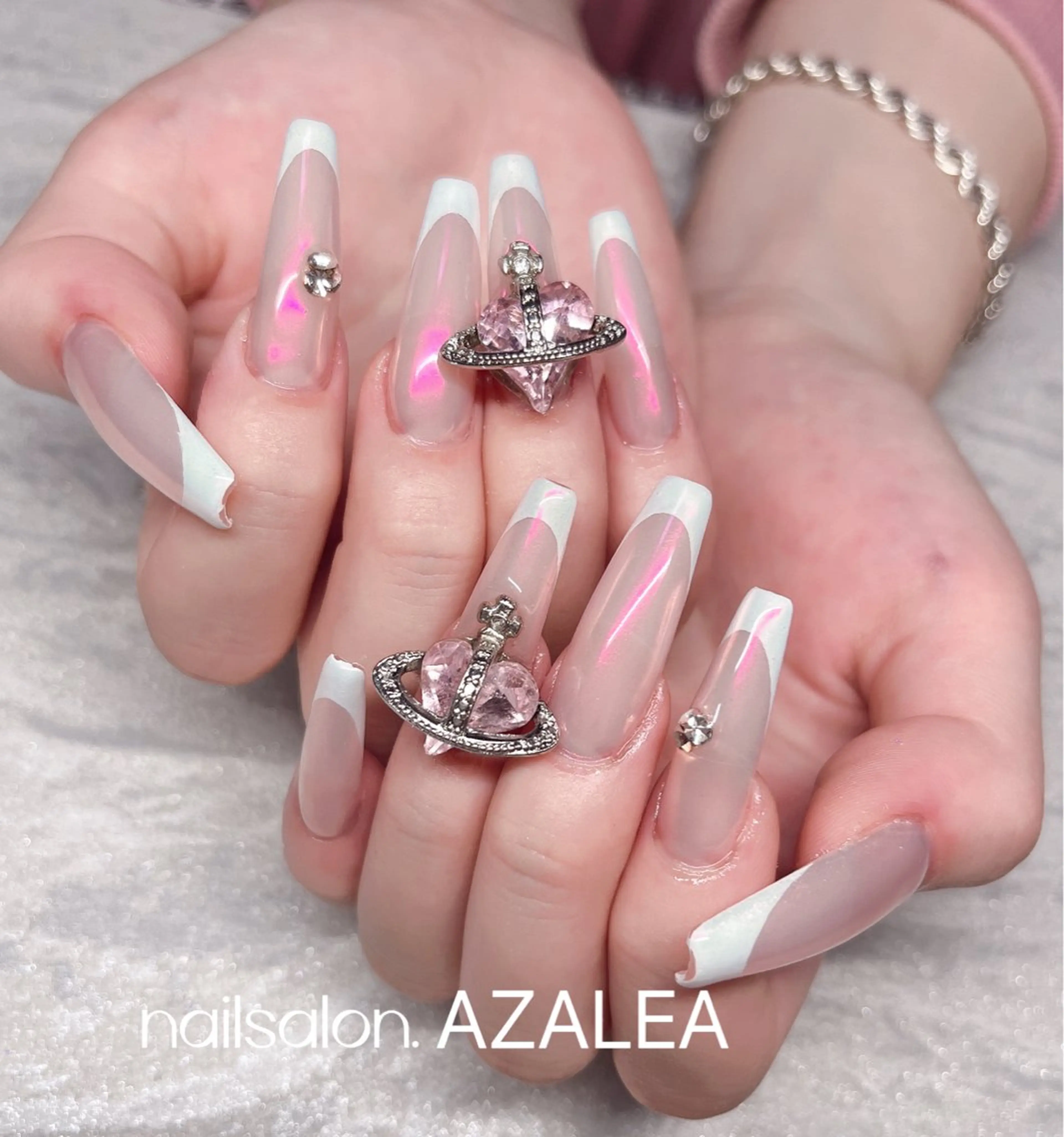 ネイル ハンドネイル R inのネイルデザイン